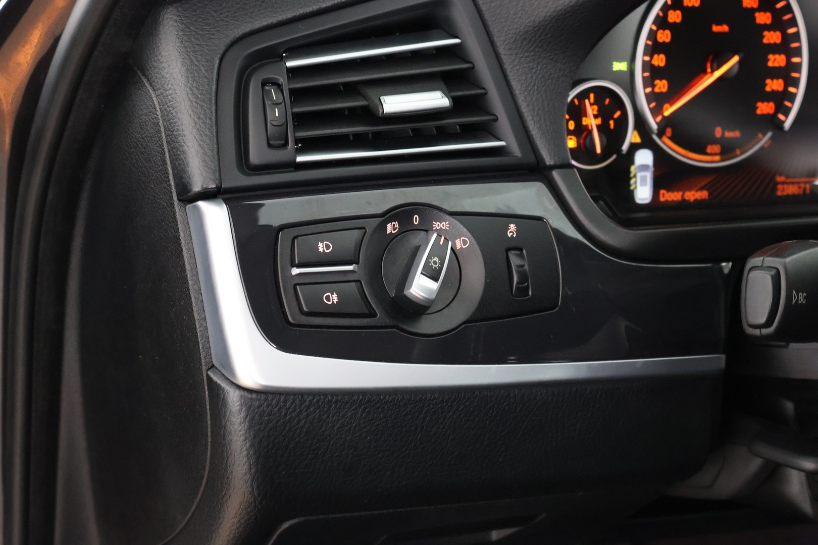 BMW 518 2014