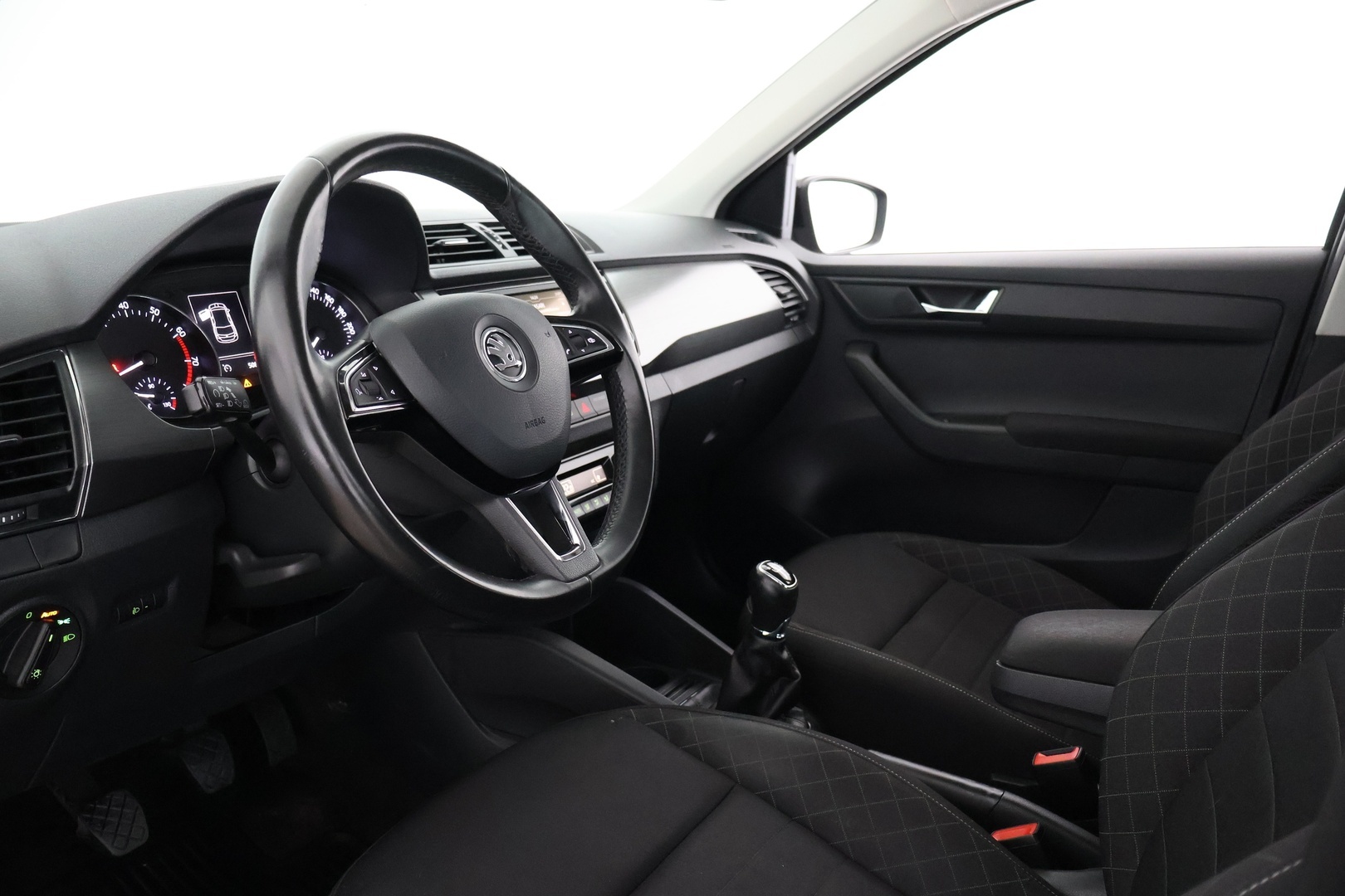 SKODA Fabia 2015