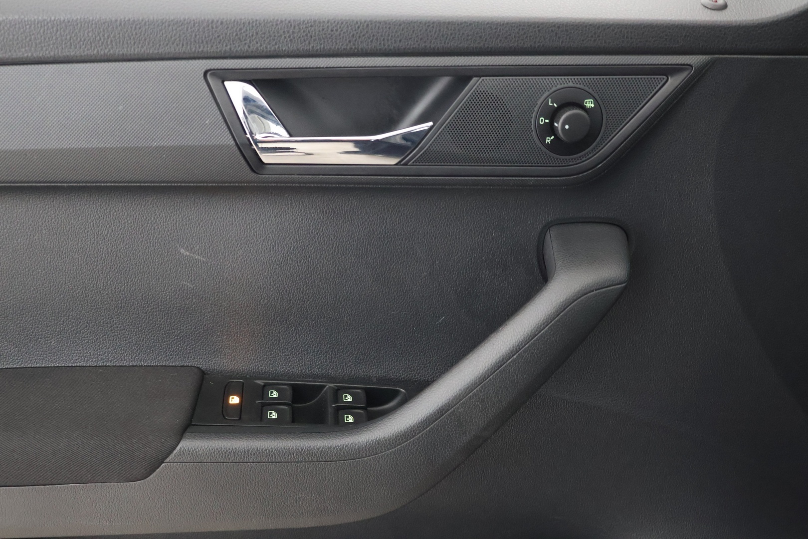 SKODA Fabia 2015