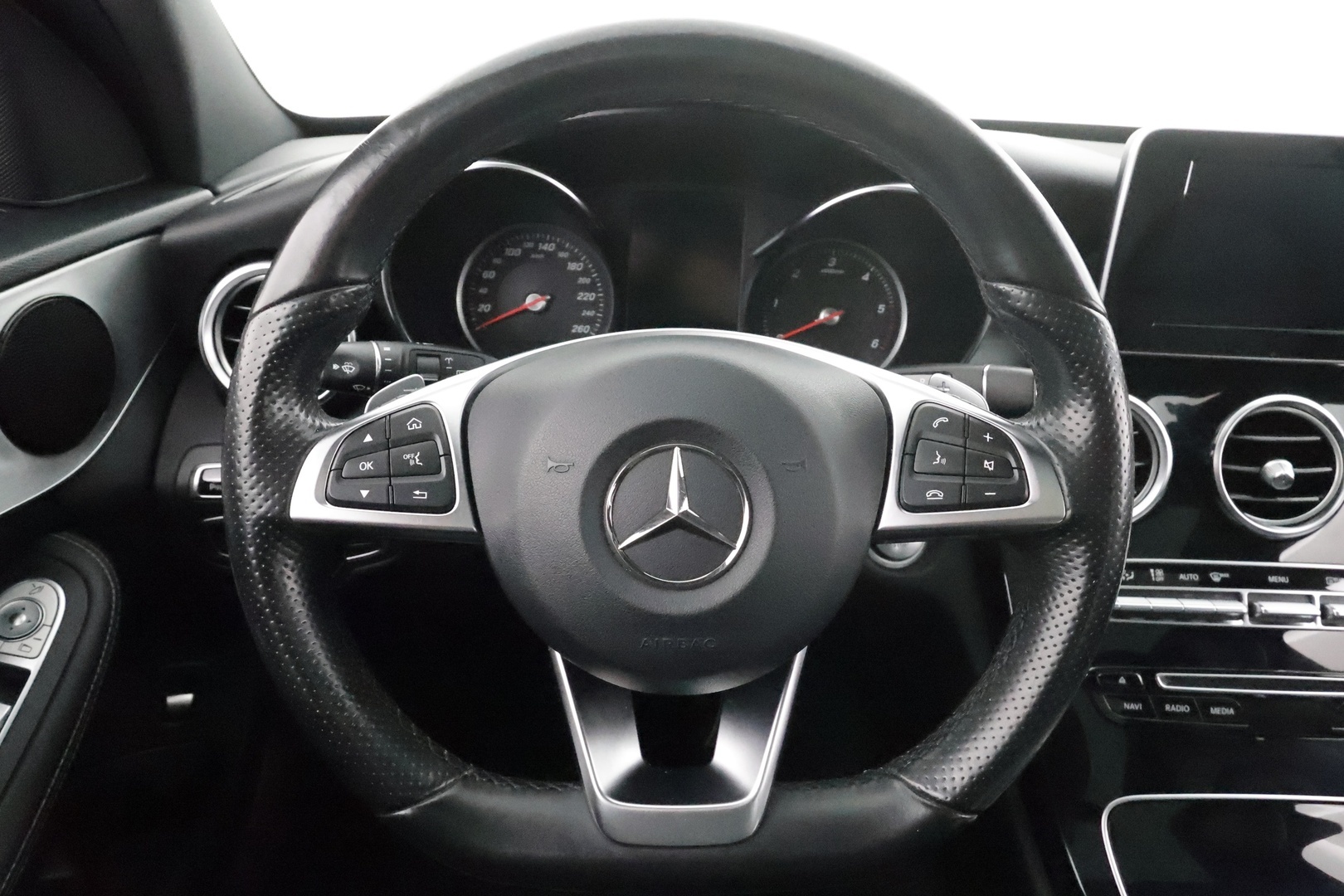 MERCEDES-BENZ C 2016