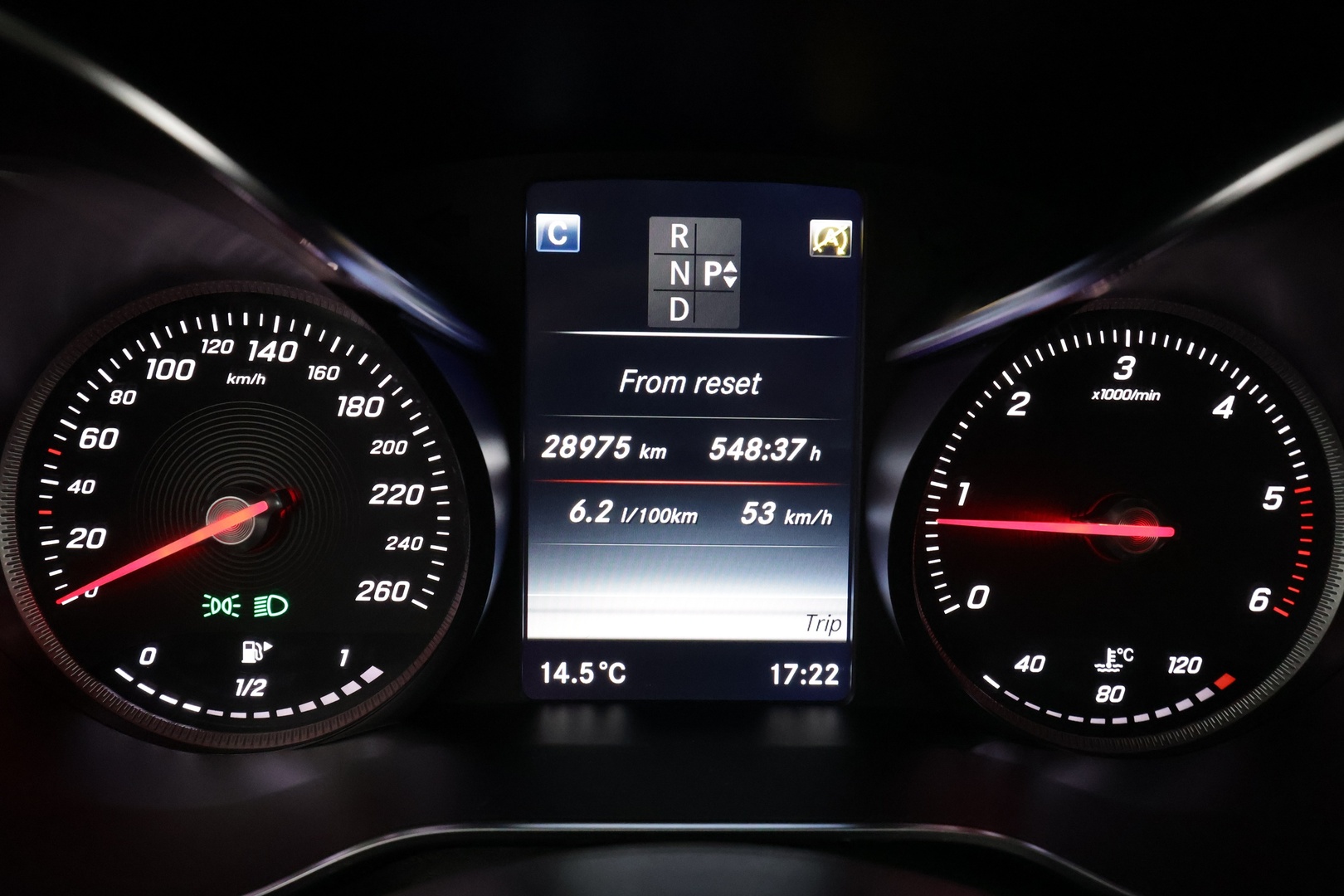 MERCEDES-BENZ C 2016