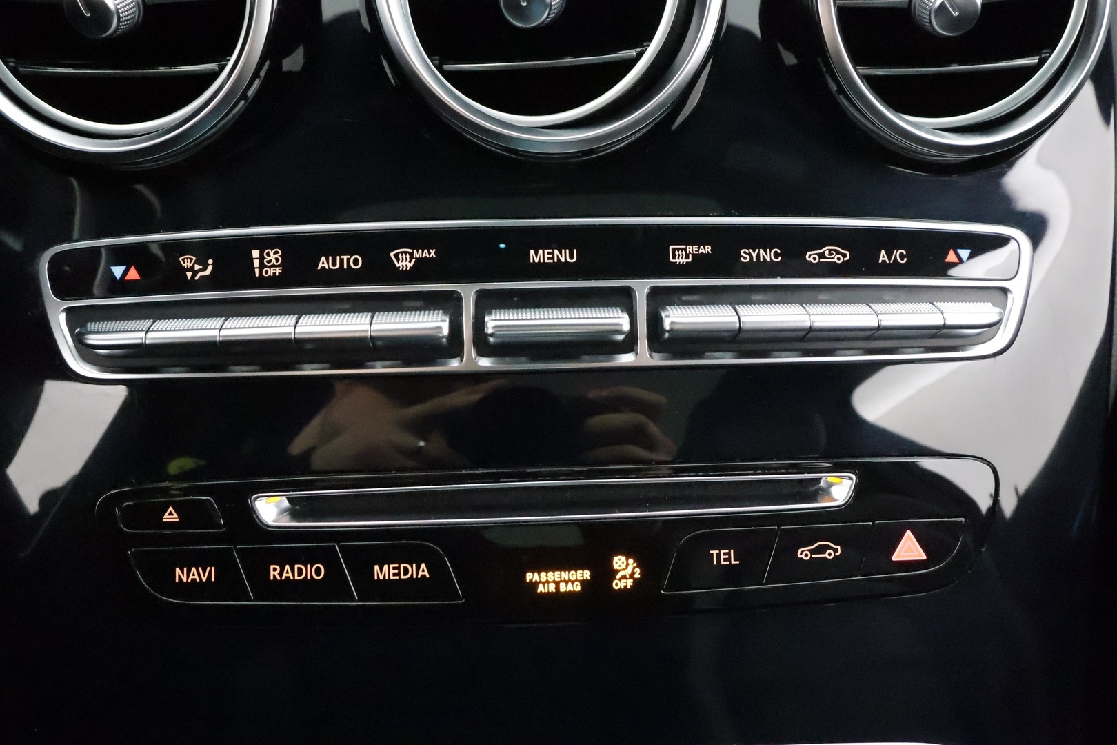 MERCEDES-BENZ C 2016