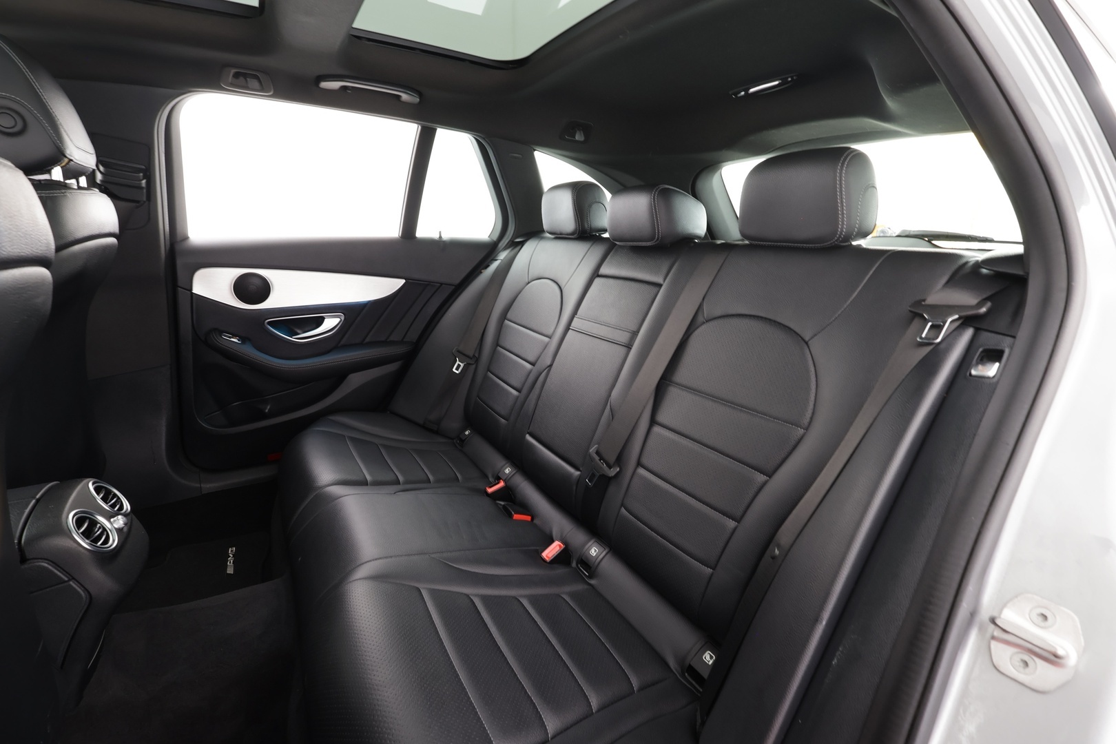 MERCEDES-BENZ C 2016