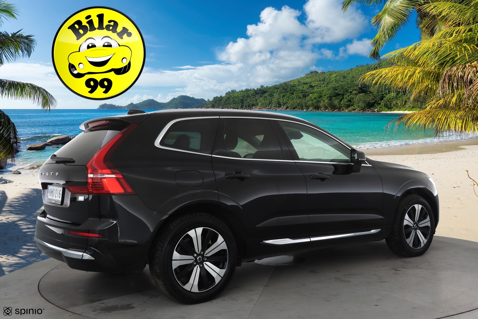 VOLVO XC60 2023