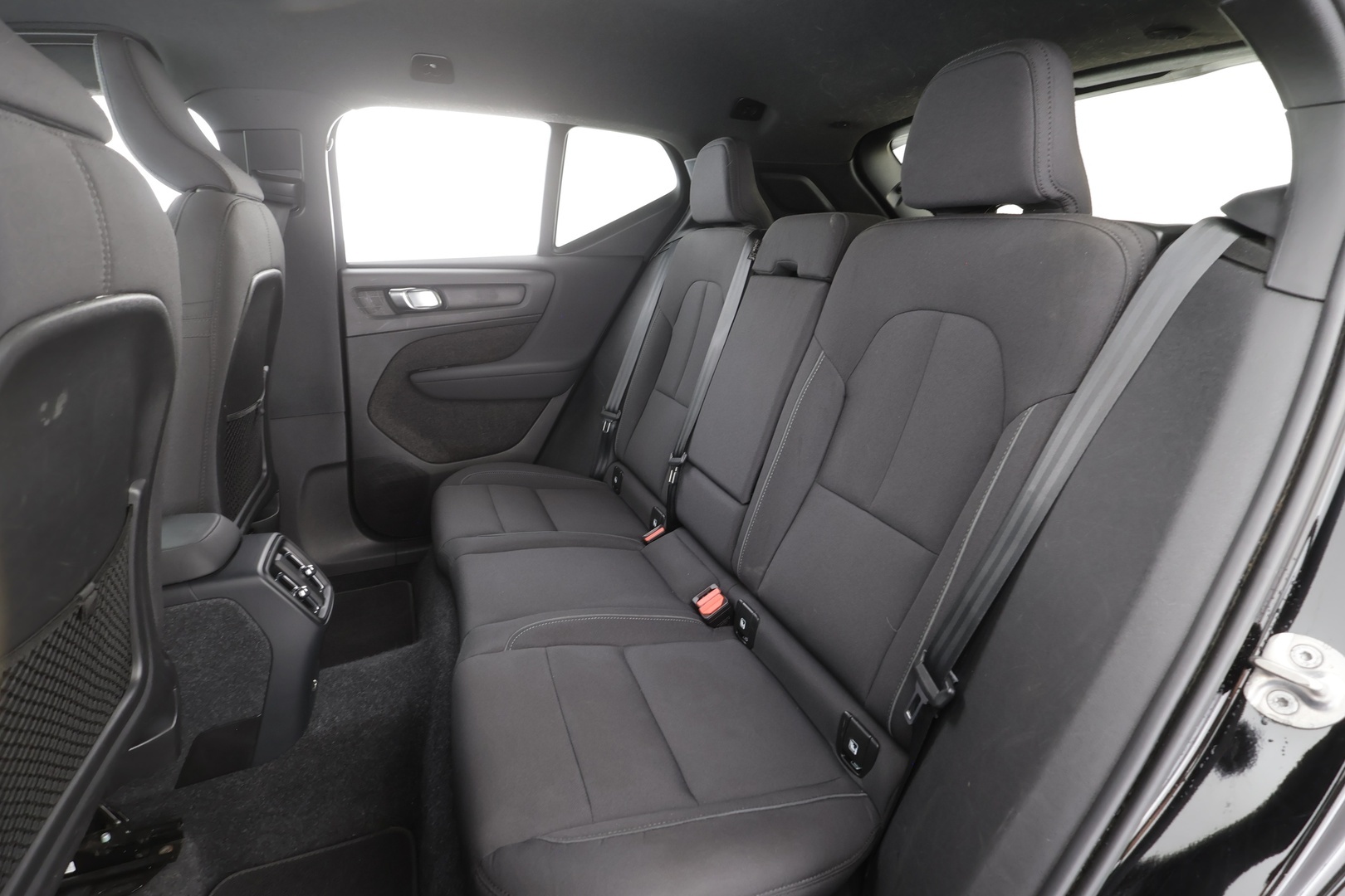 VOLVO XC40 2023