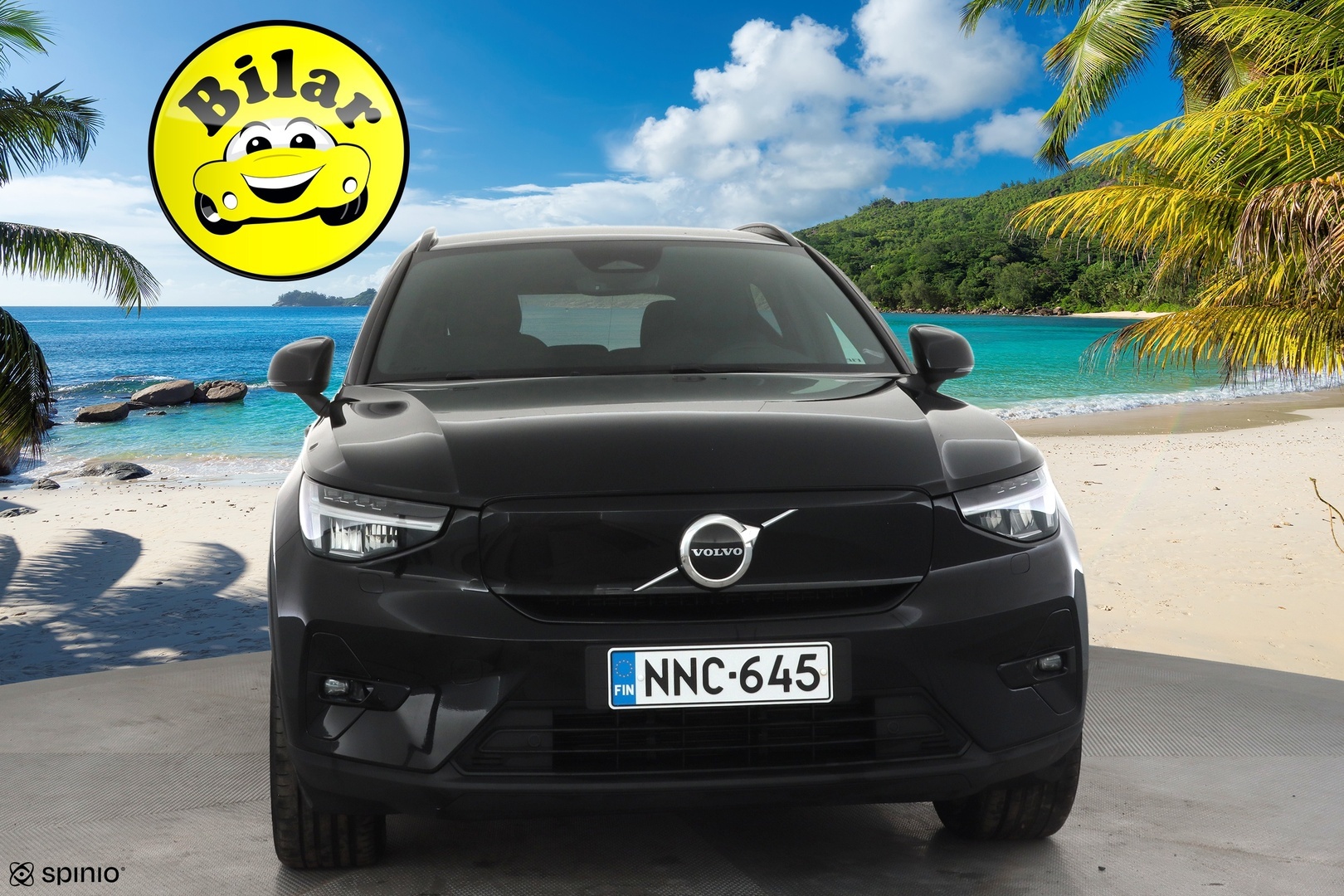 VOLVO XC40 2023