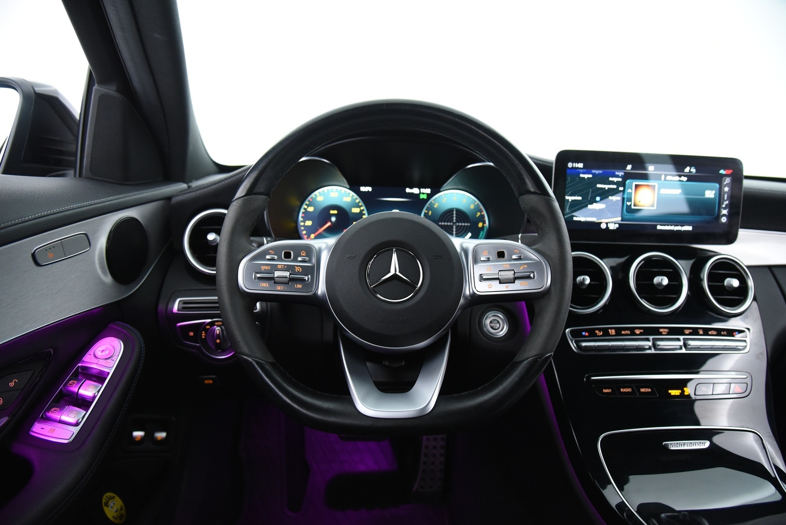 MERCEDES-BENZ C 2021