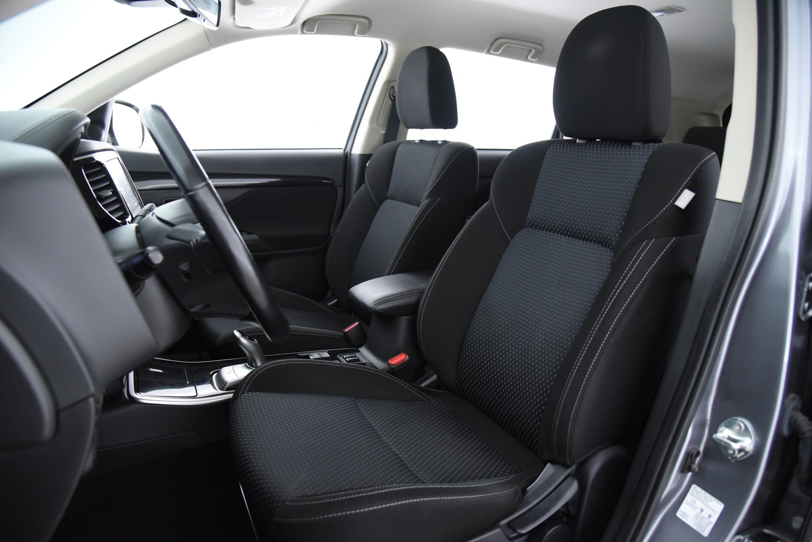 MITSUBISHI OUTLANDER PHEV 2020