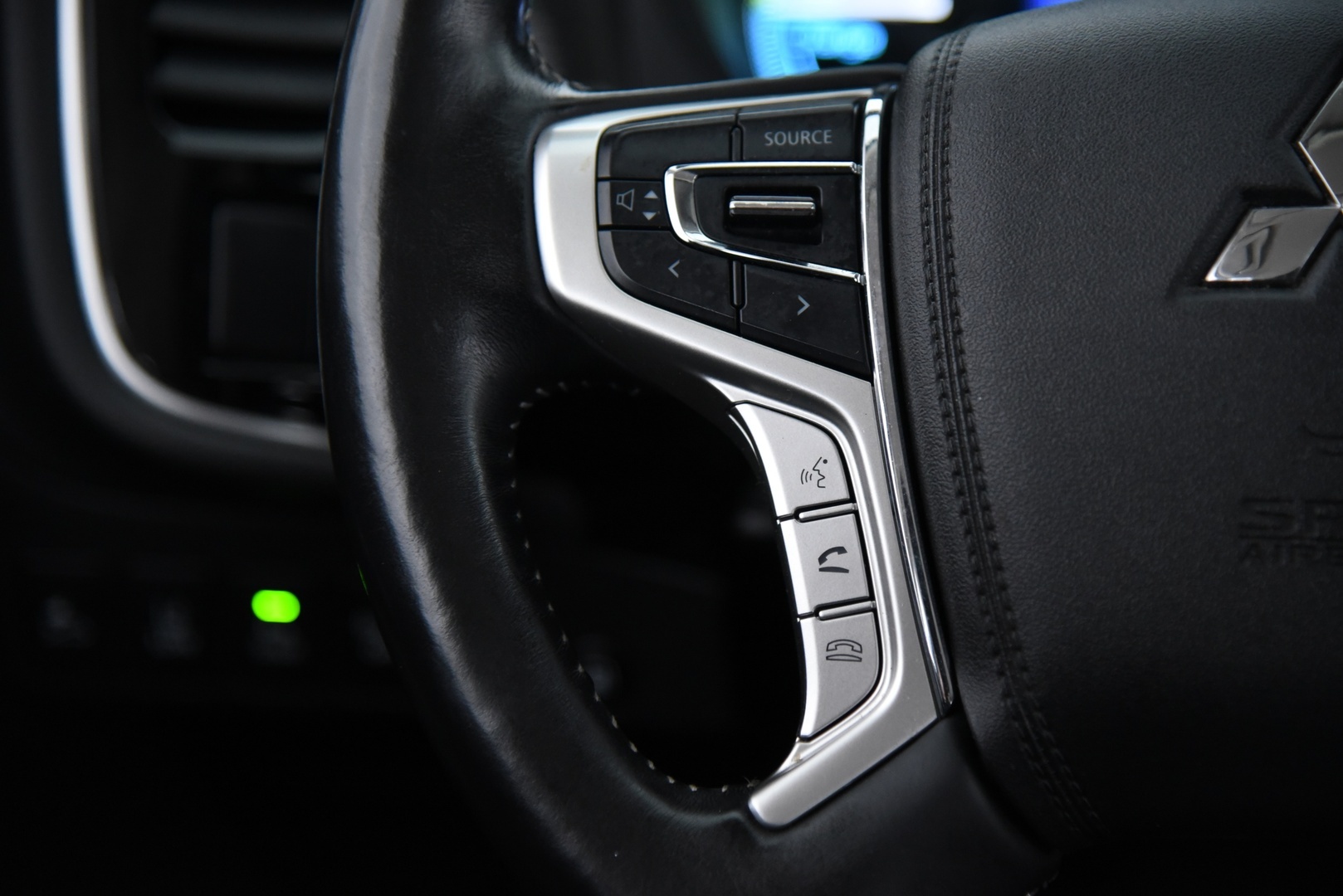 MITSUBISHI OUTLANDER PHEV 2020