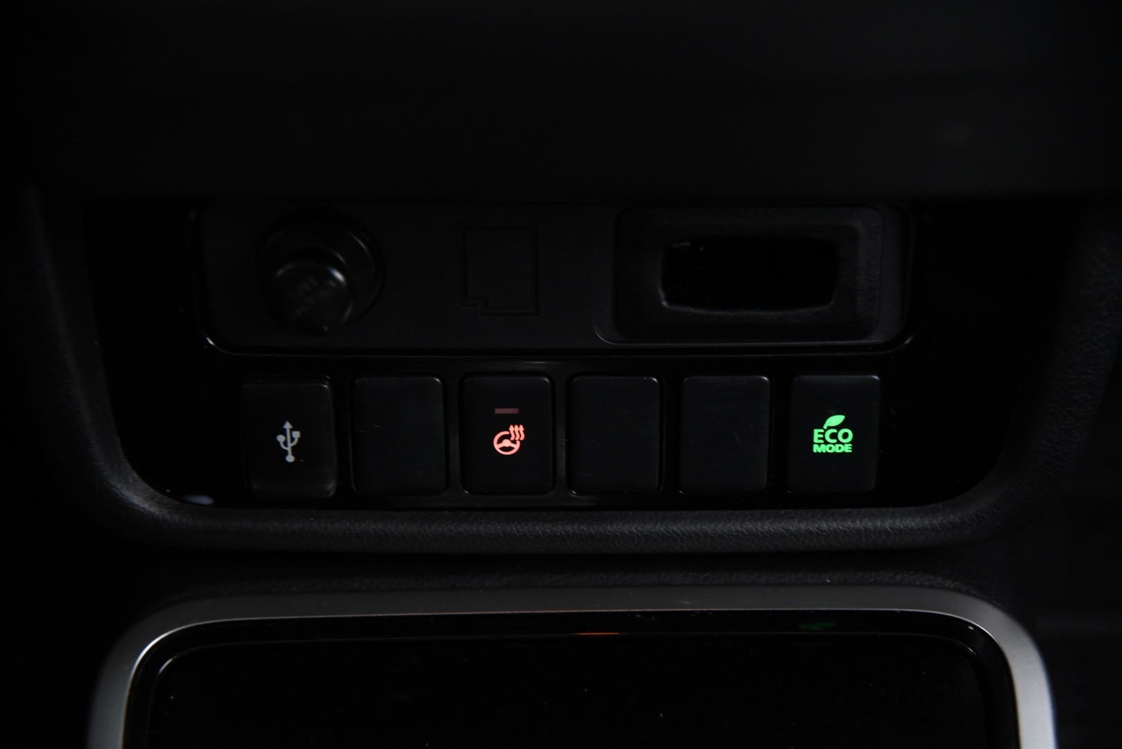 MITSUBISHI OUTLANDER PHEV 2020