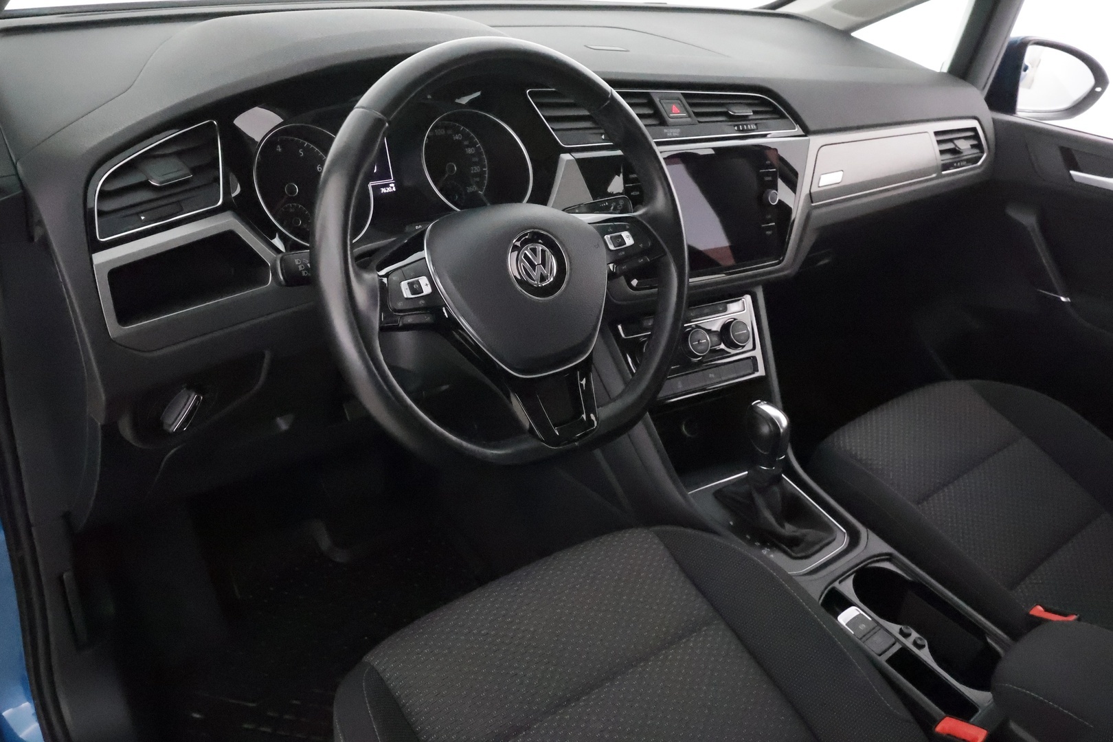 VOLKSWAGEN TOURAN 2019