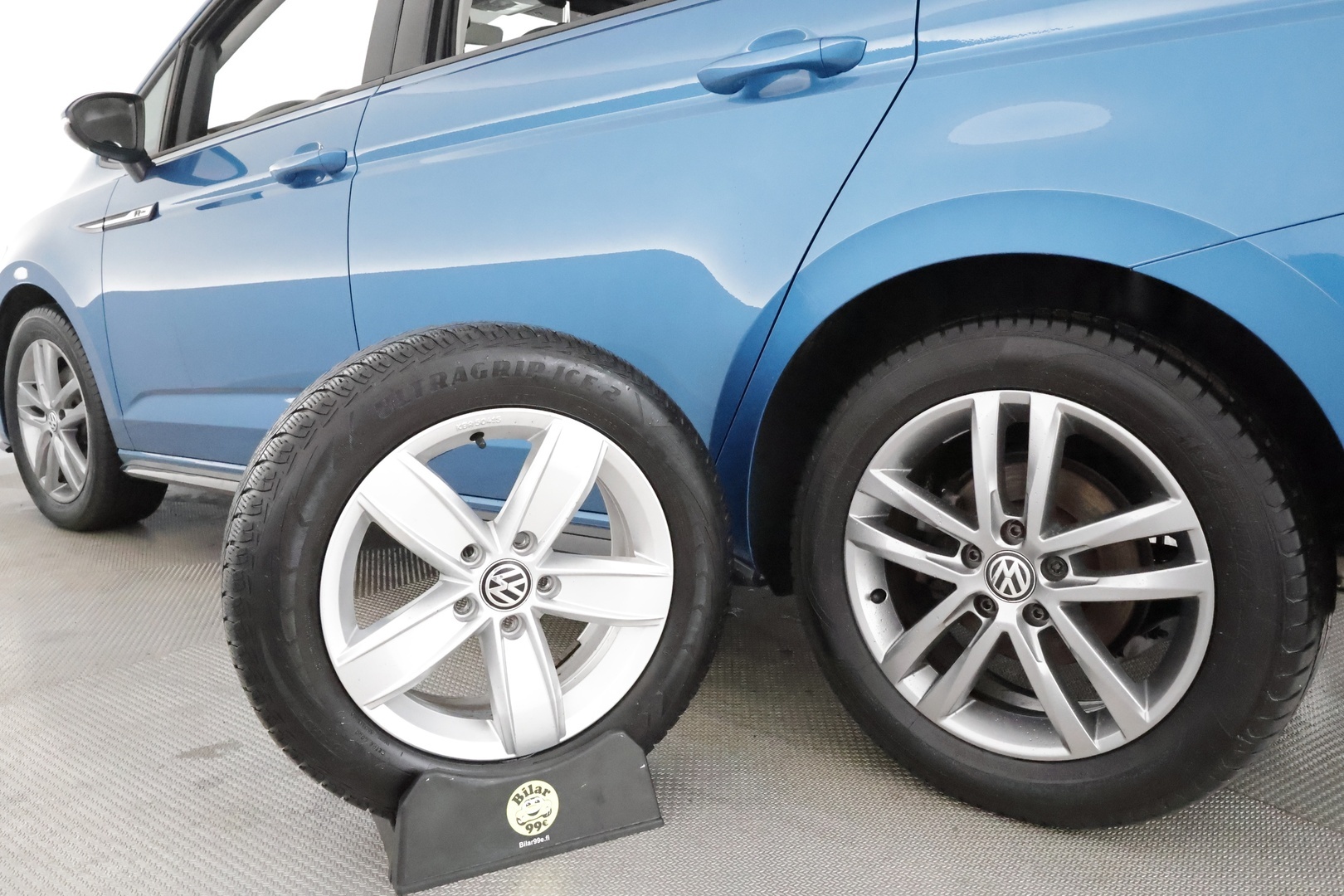 VOLKSWAGEN TOURAN 2019