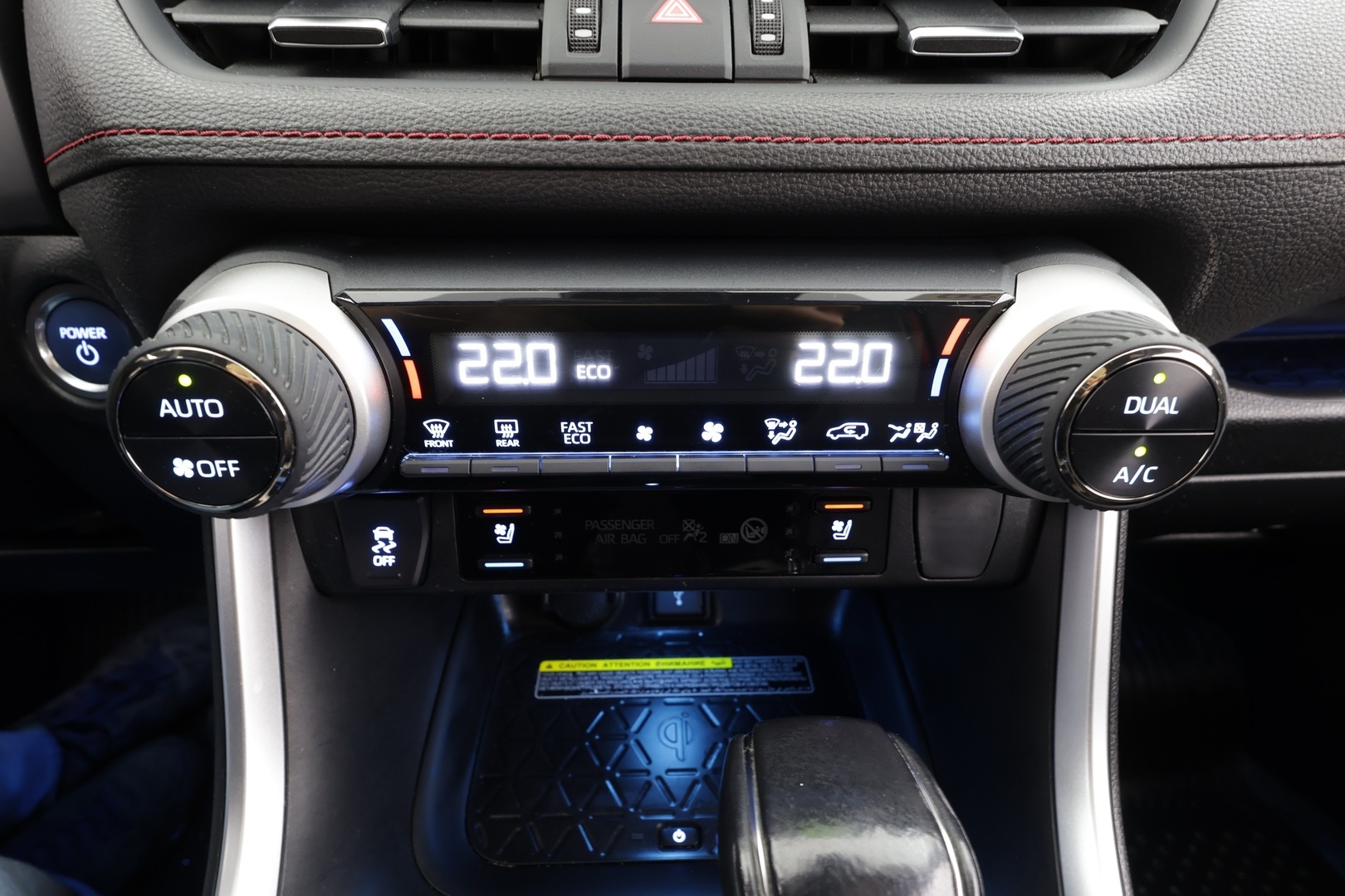 TOYOTA RAV4 PLUG-IN 2020