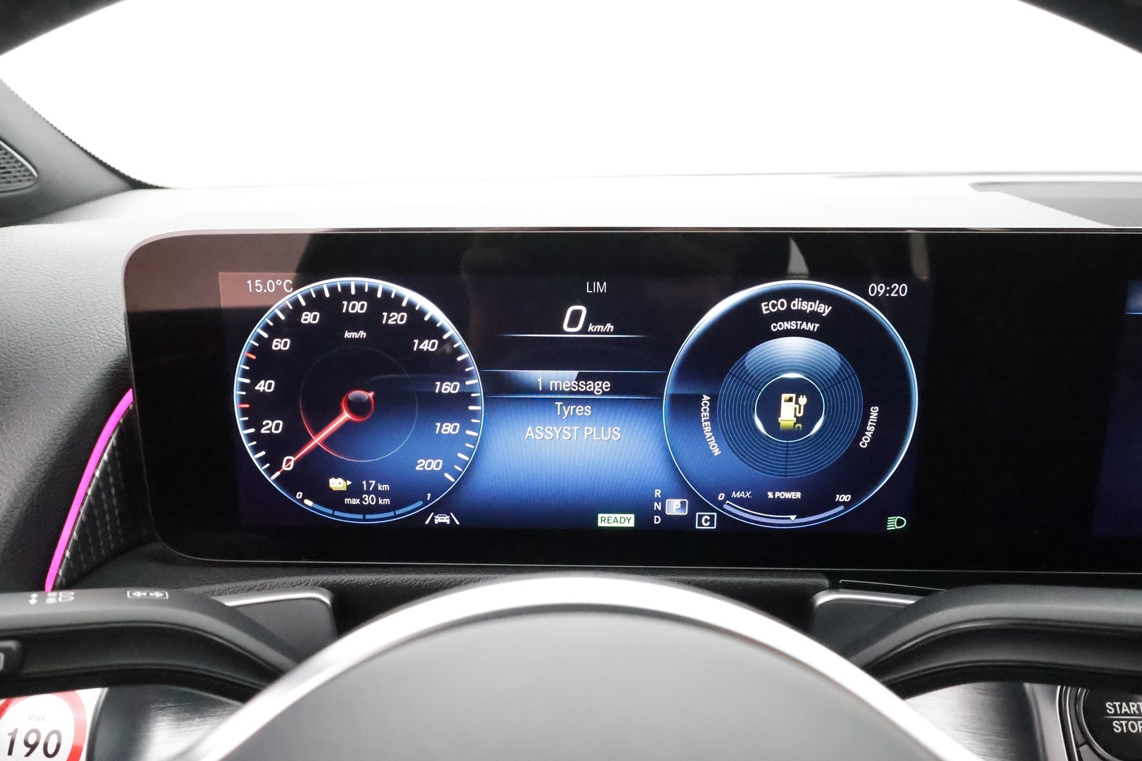MERCEDES-BENZ EQB 2023