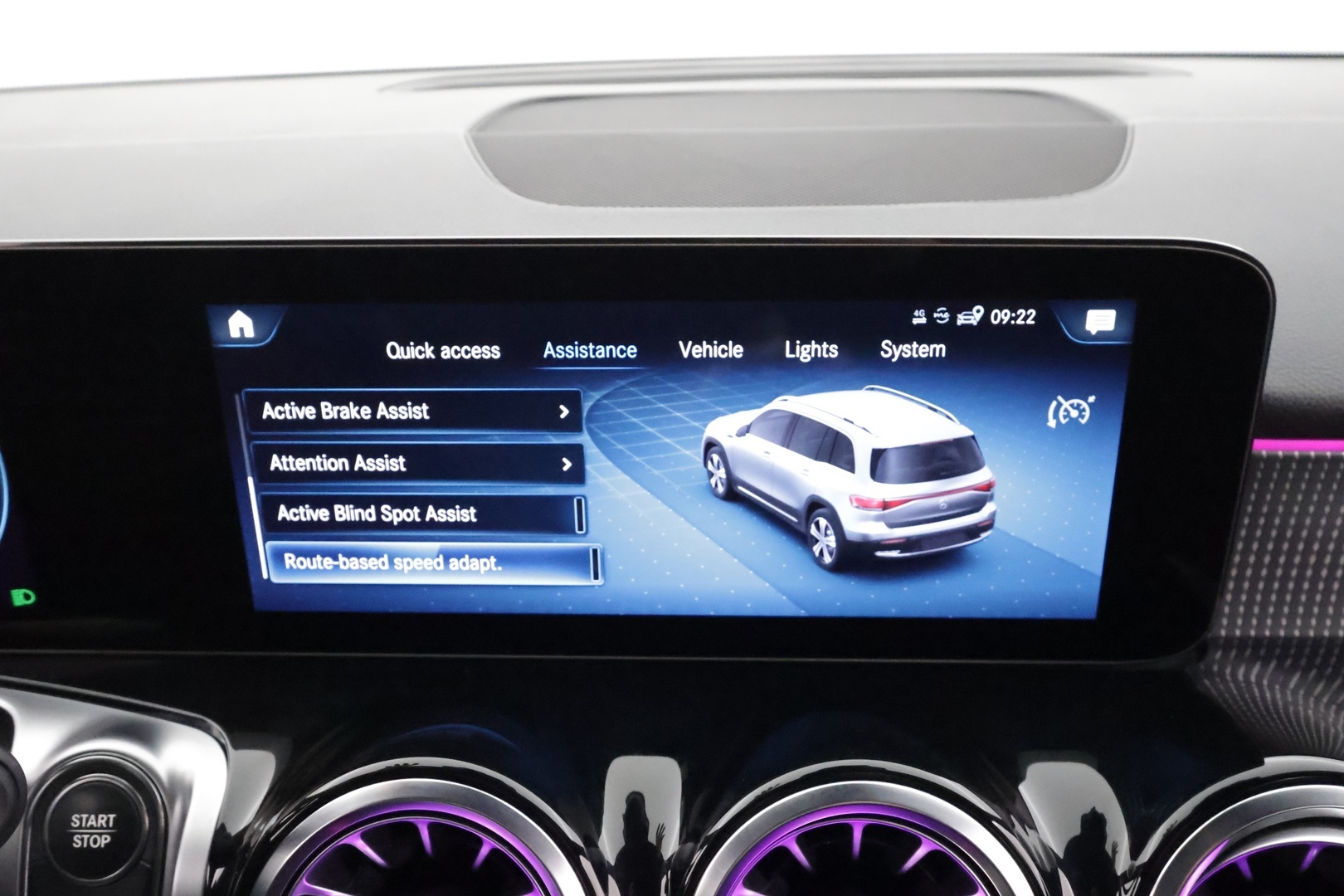 MERCEDES-BENZ EQB 2023