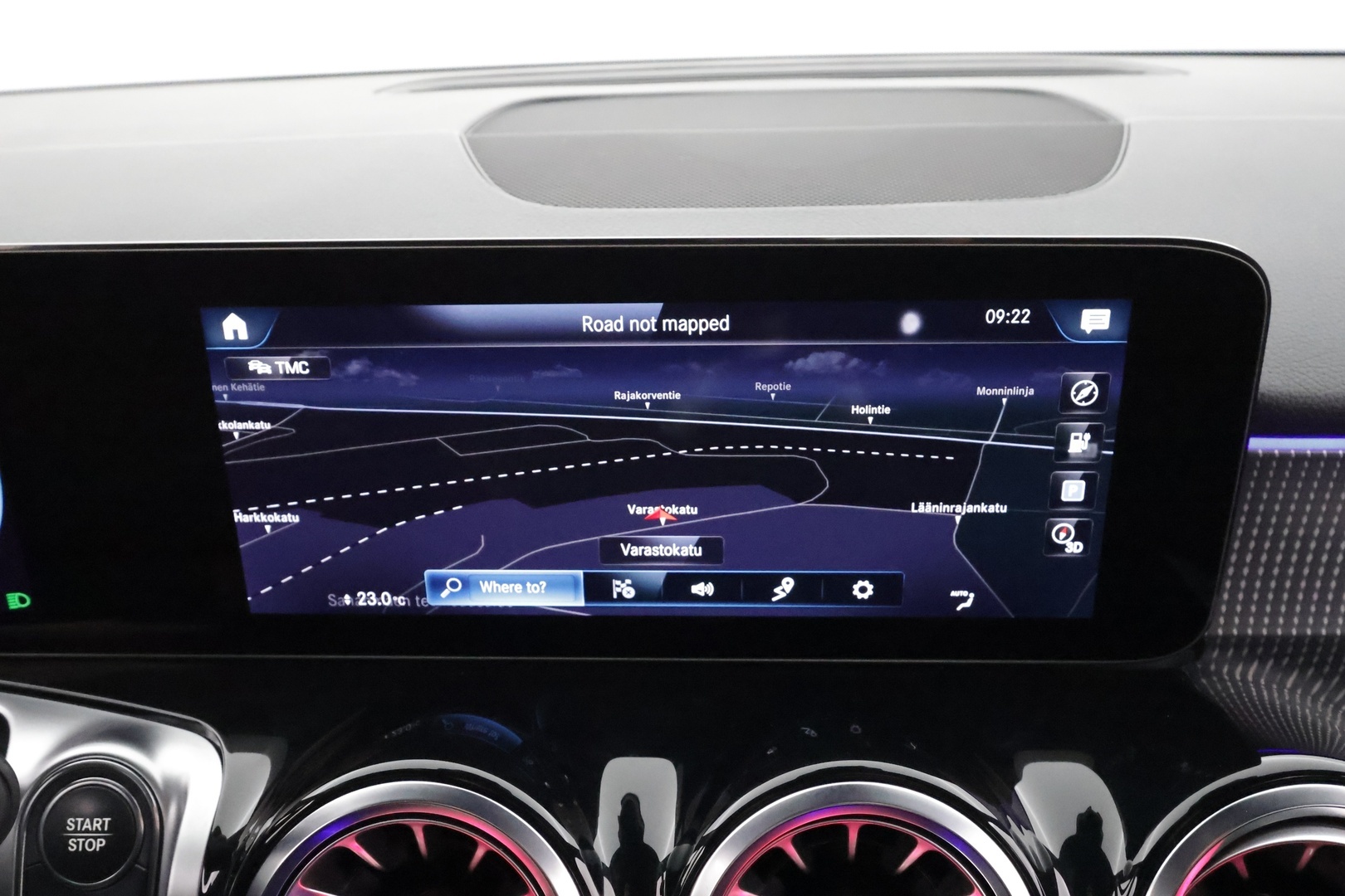 MERCEDES-BENZ EQB 2023