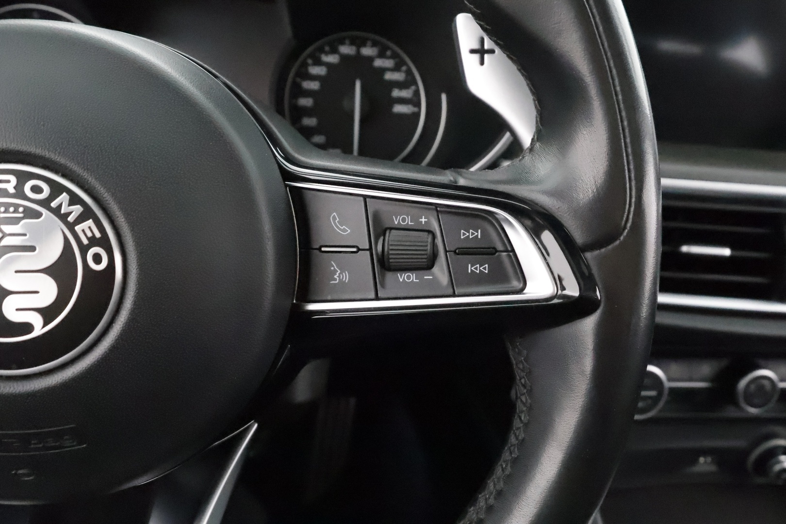 ALFA ROMEO STELVIO 2021