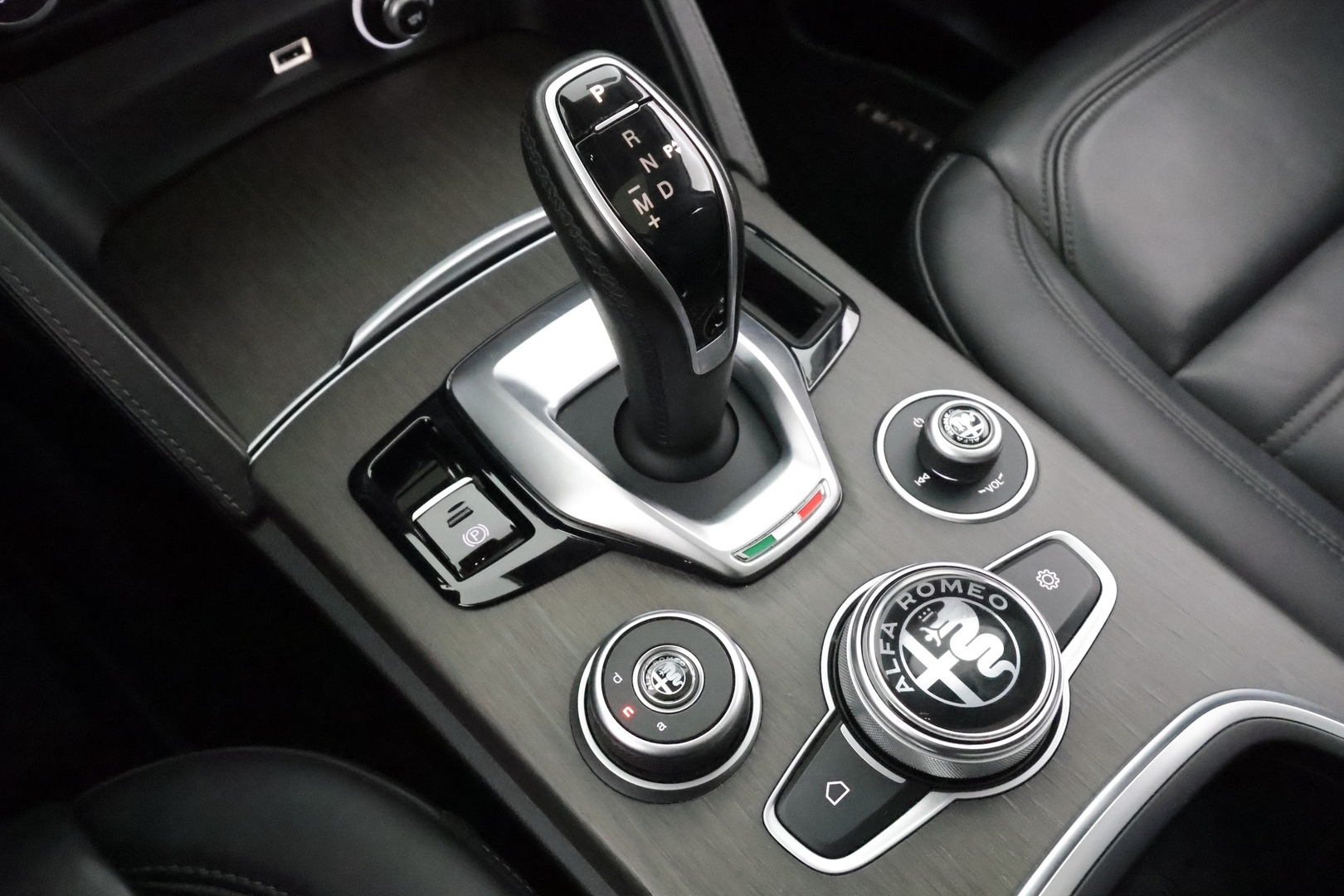 ALFA ROMEO STELVIO 2021