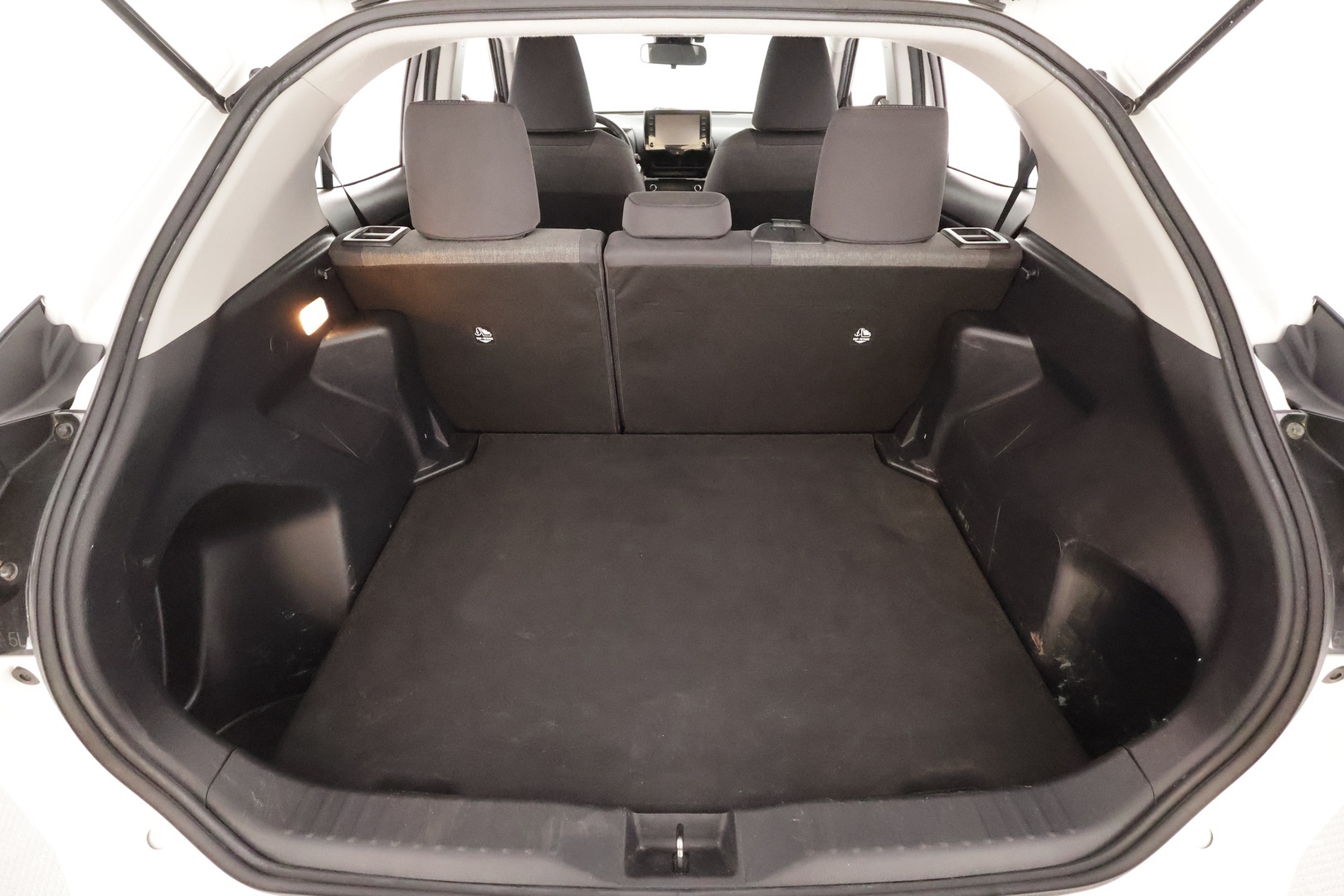 TOYOTA YARIS CROSS 2023