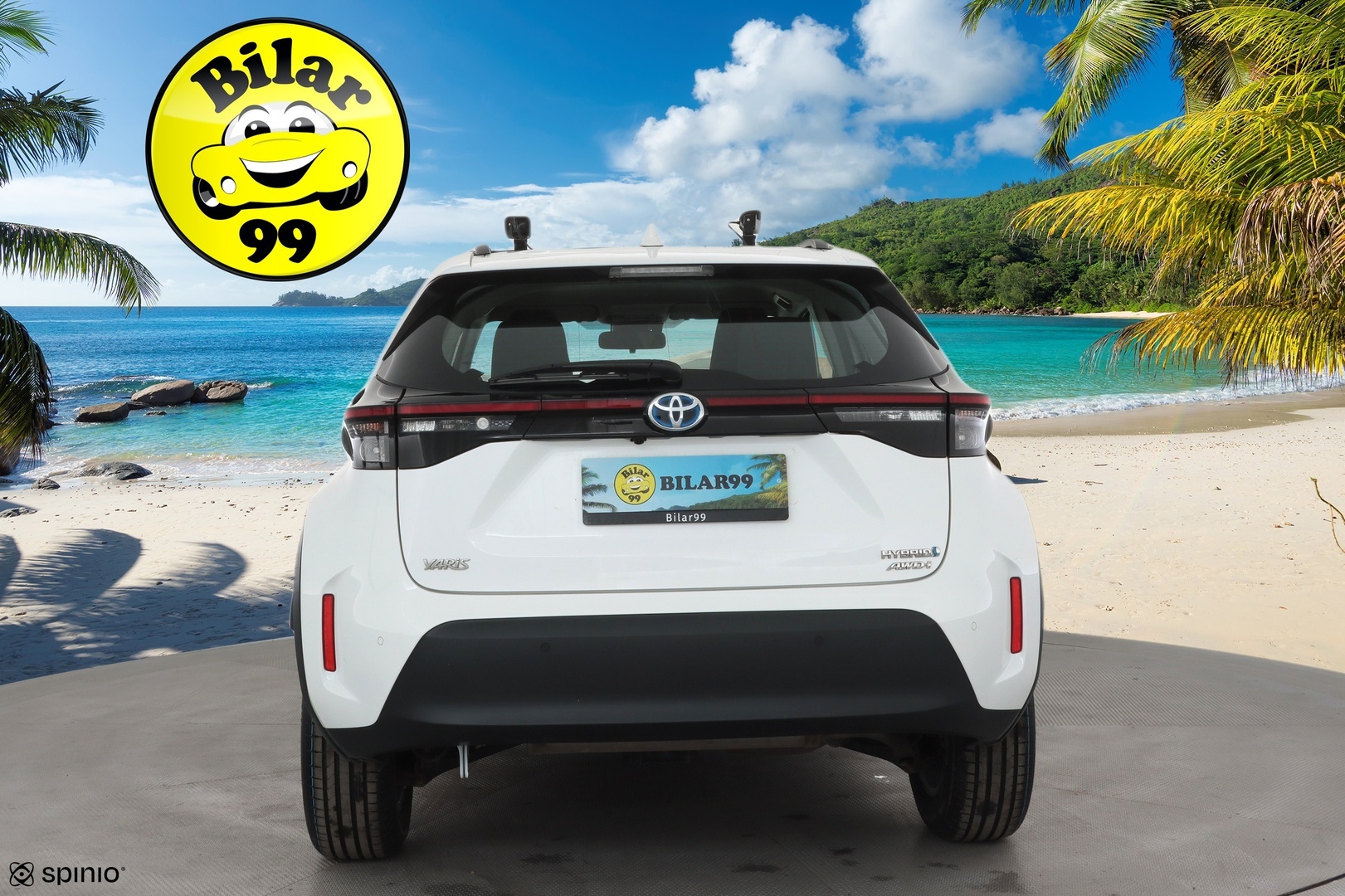 TOYOTA YARIS CROSS 2023