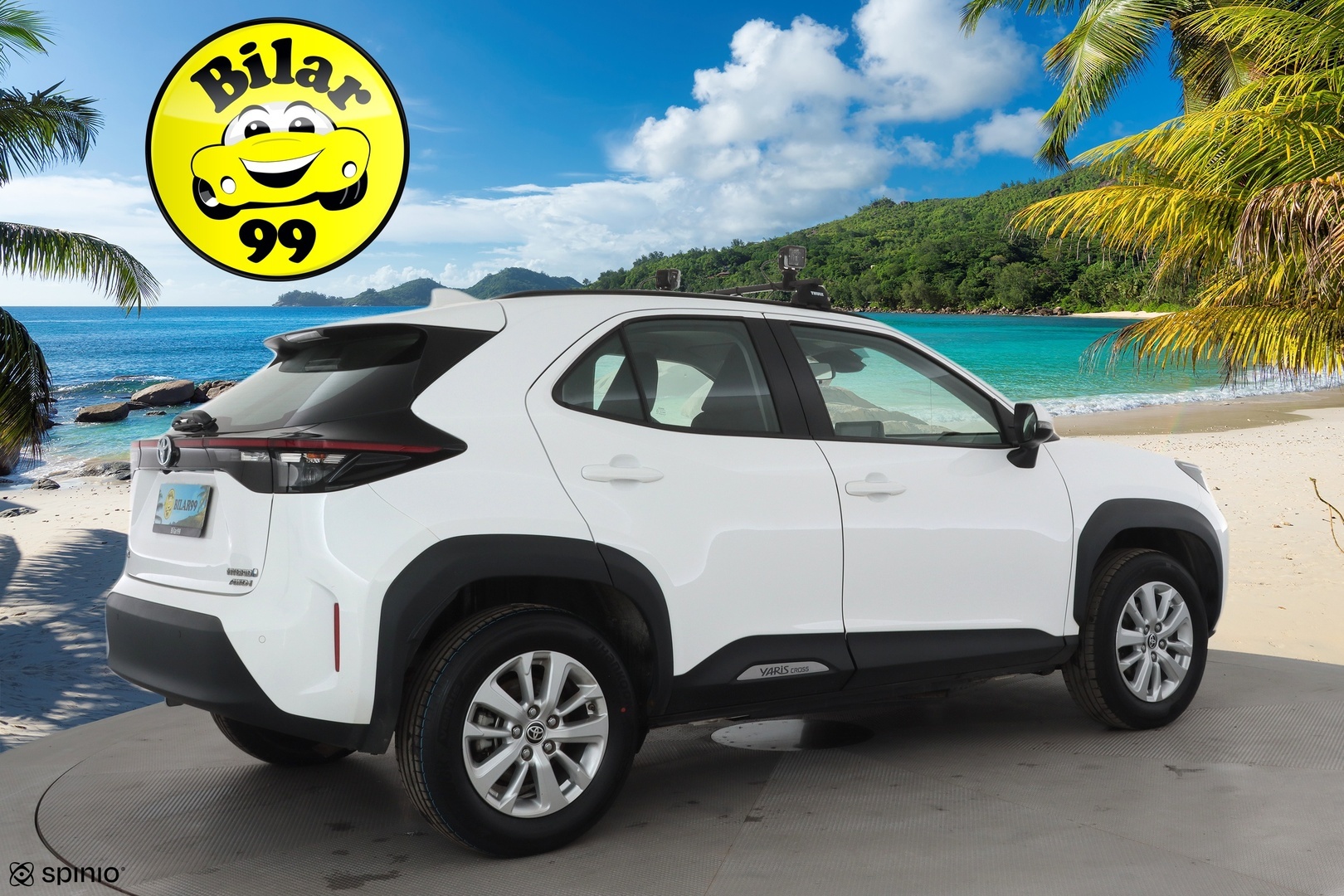 TOYOTA YARIS CROSS 2023