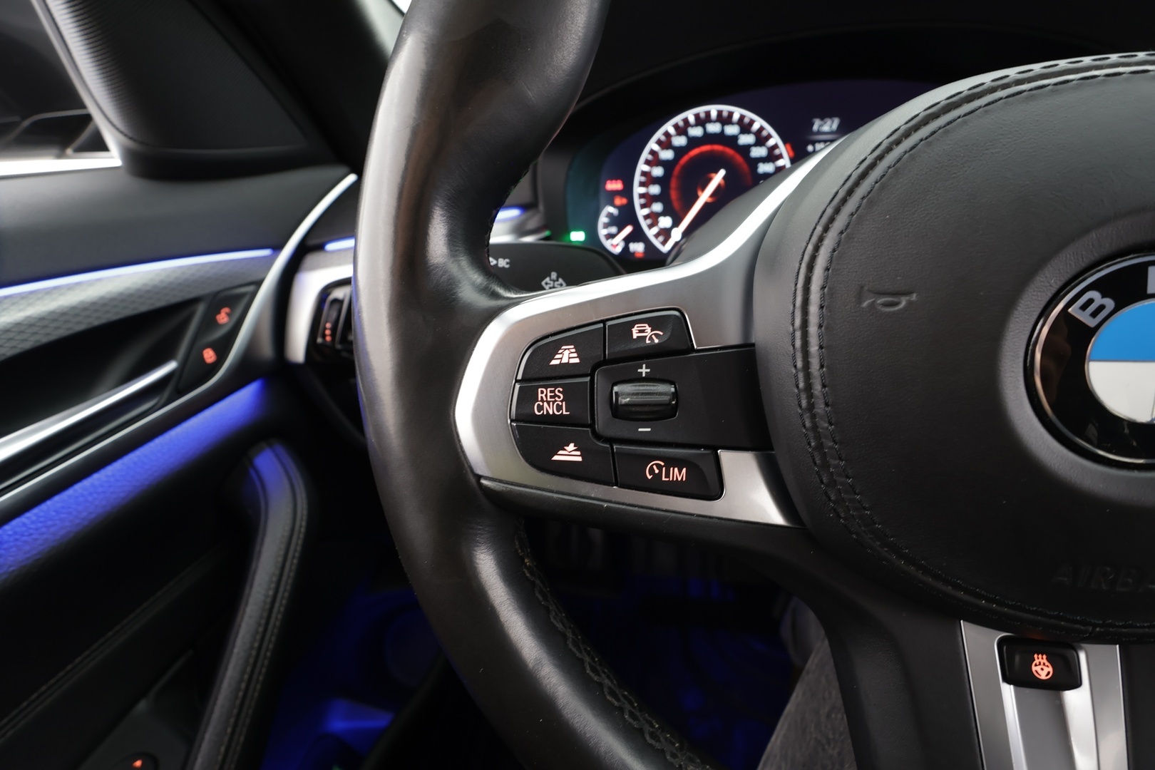 BMW 530 2019