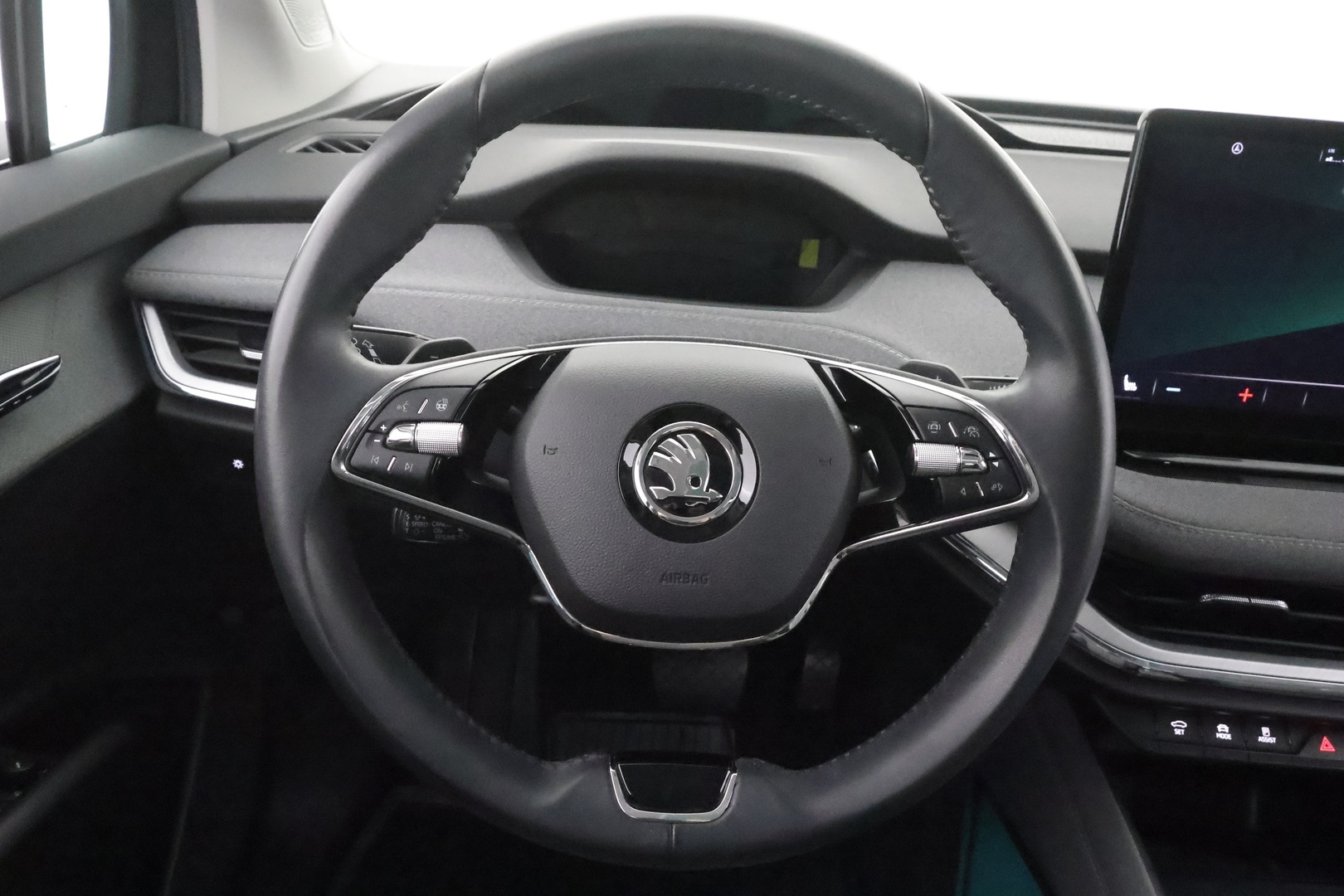 SKODA ENYAQ 2023