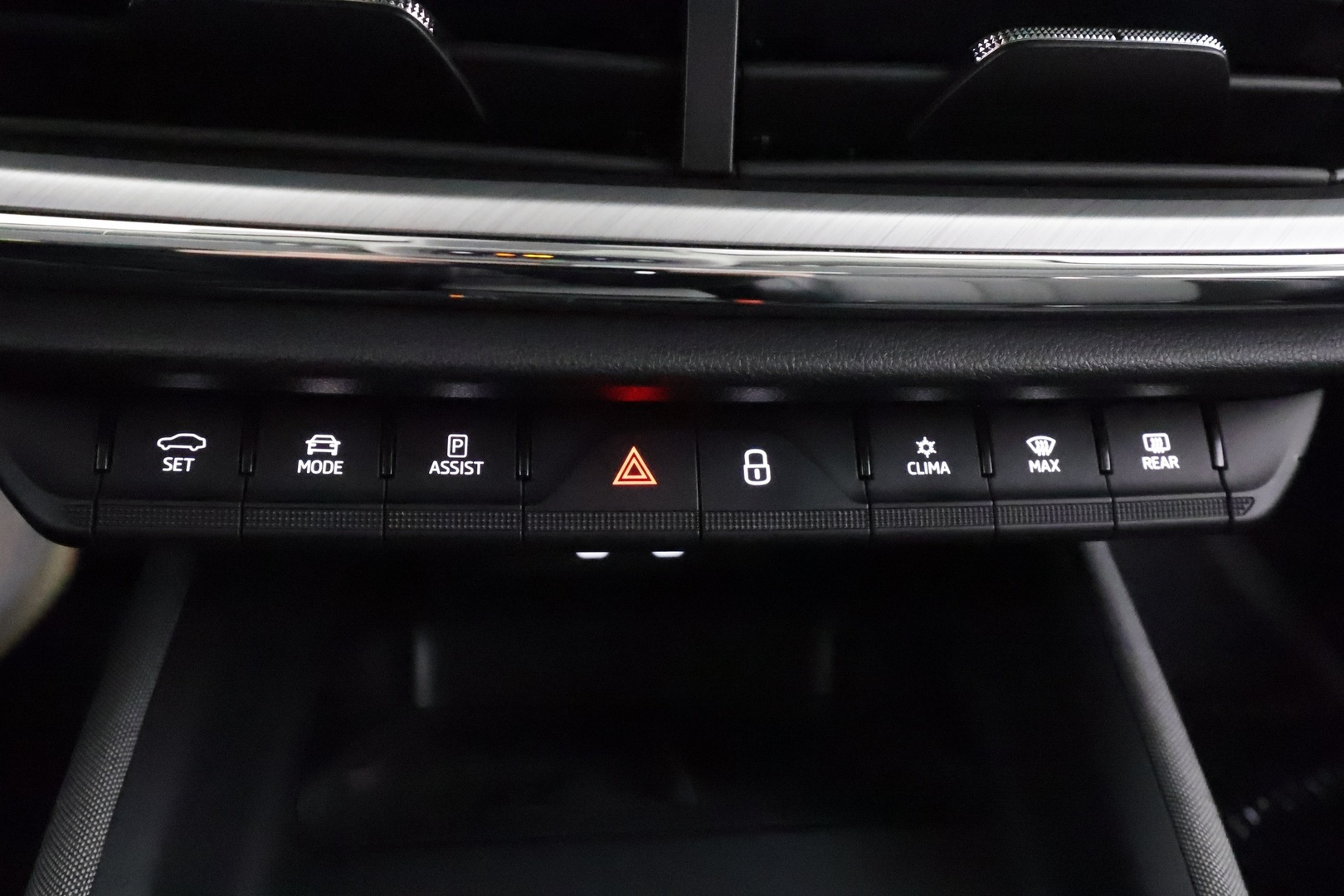 SKODA ENYAQ 2023