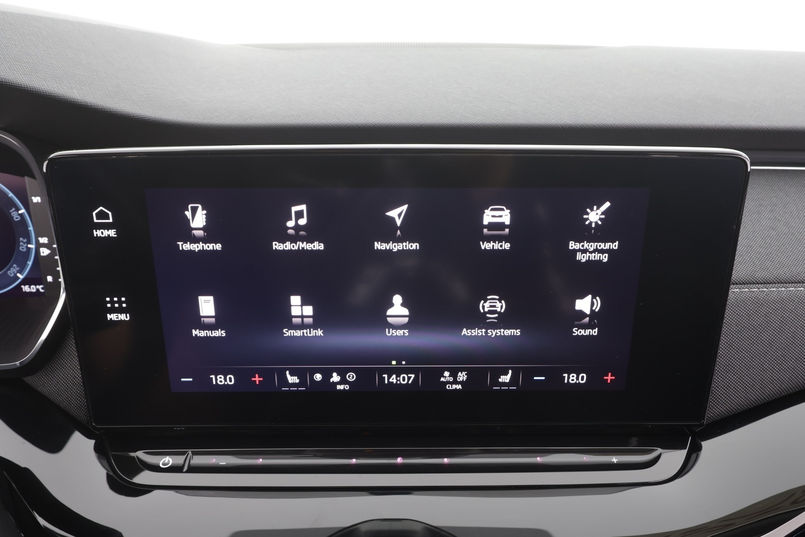 SKODA OCTAVIA 2024