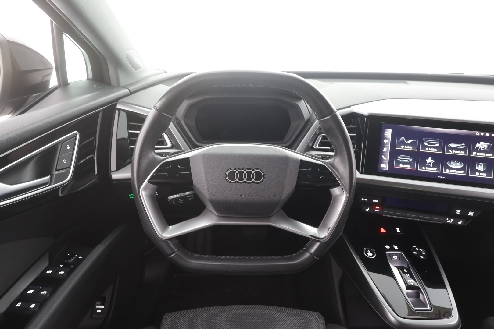 AUDI Q4 E-TRON 2022