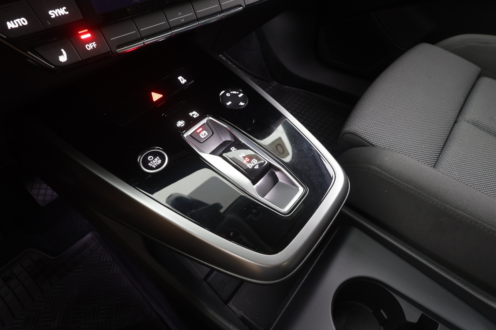 AUDI Q4 E-TRON 2022