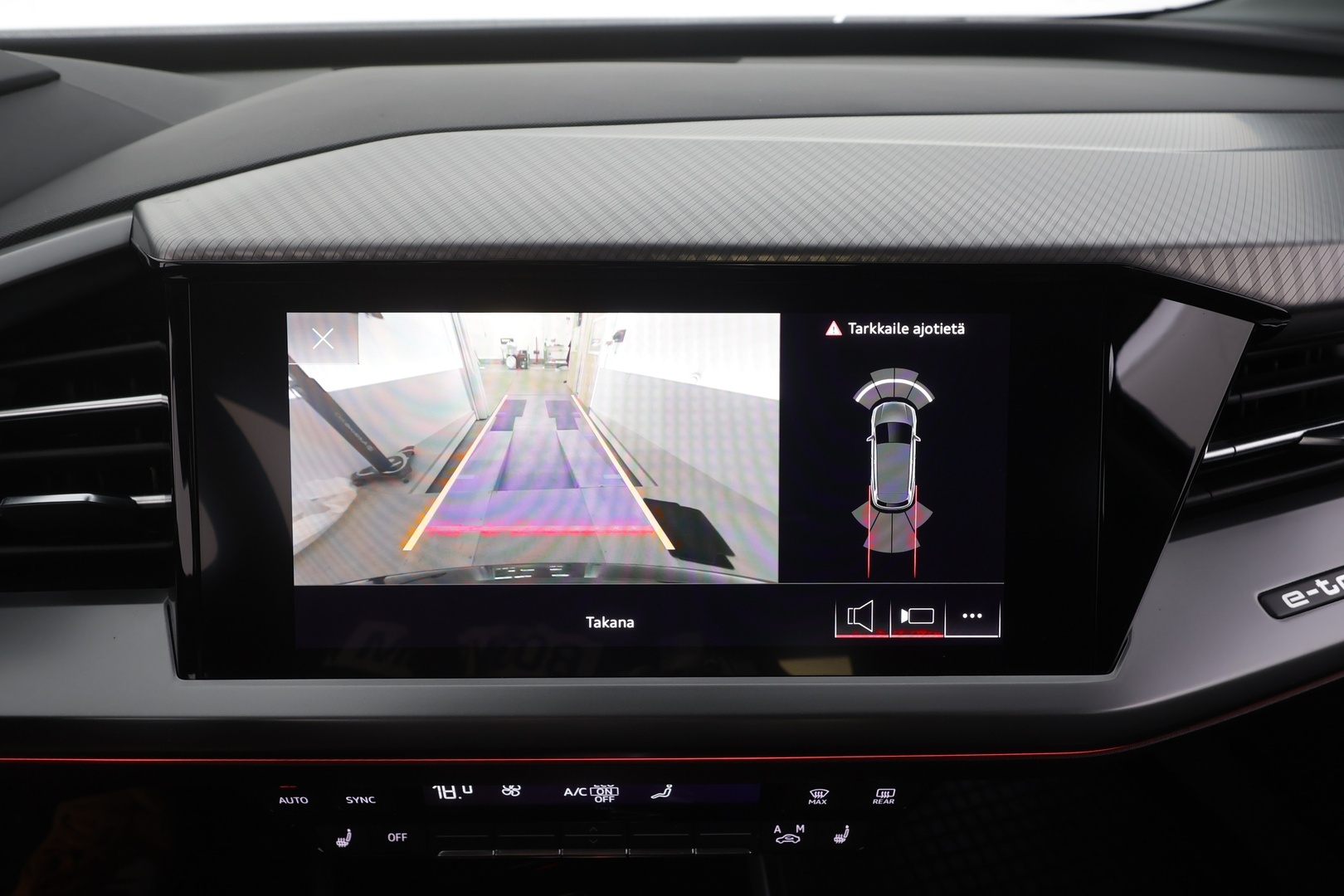 AUDI Q4 E-TRON 2022