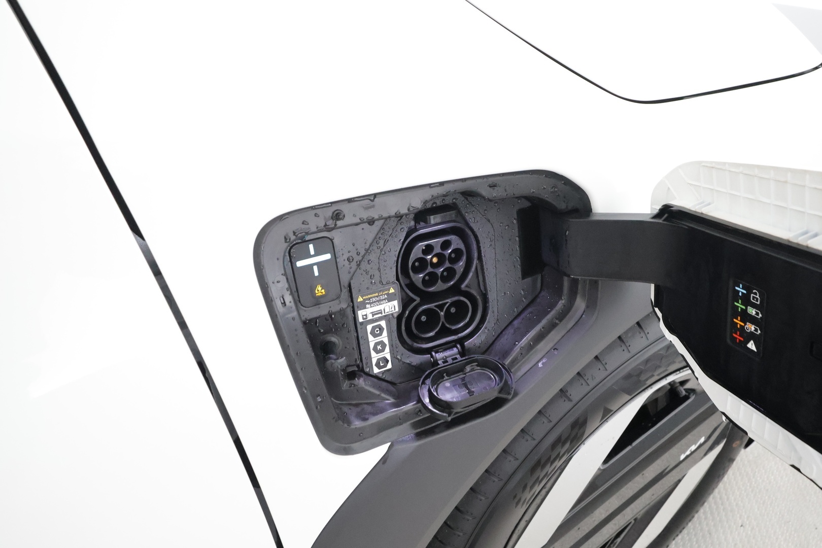KIA EV4 2026