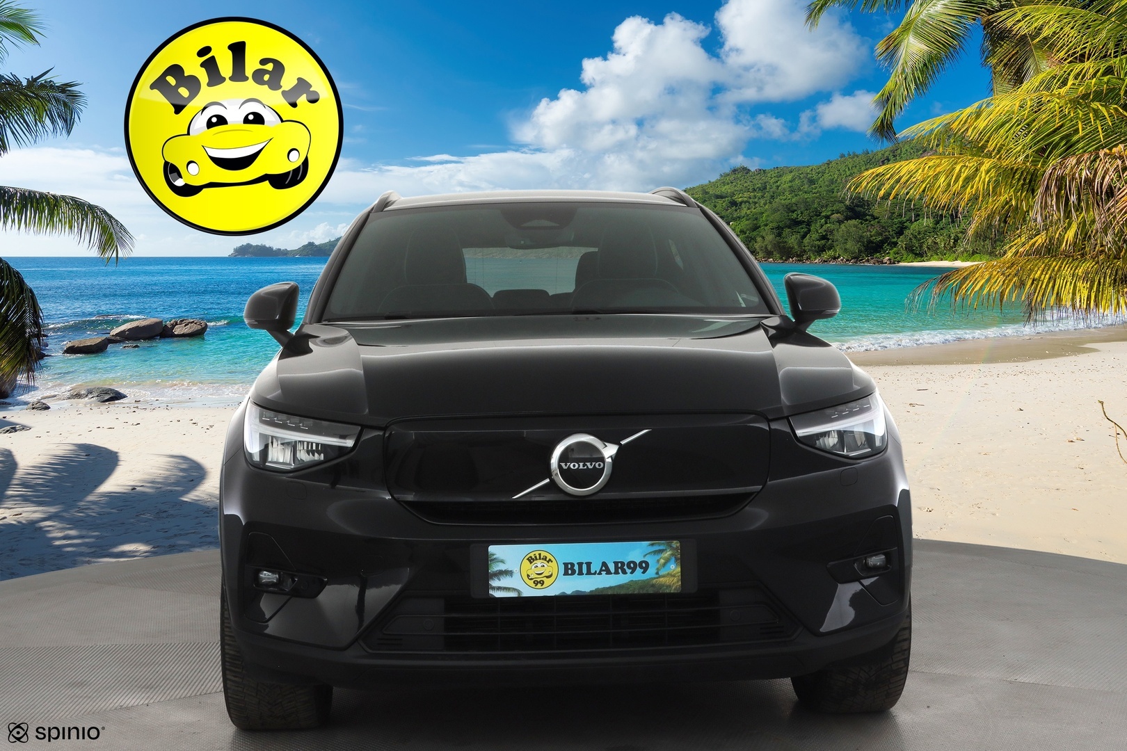 VOLVO XC40 2023