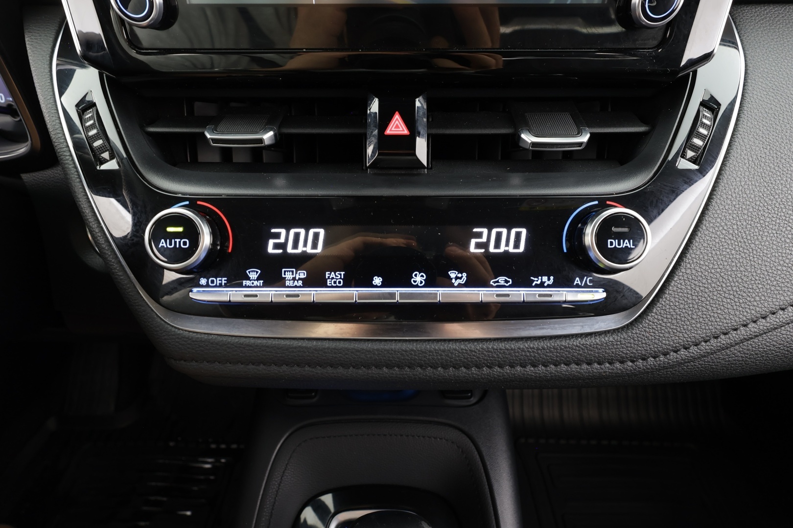 TOYOTA COROLLA 2020