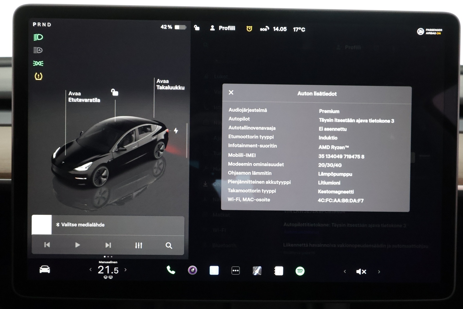 TESLA MODEL 3 2023