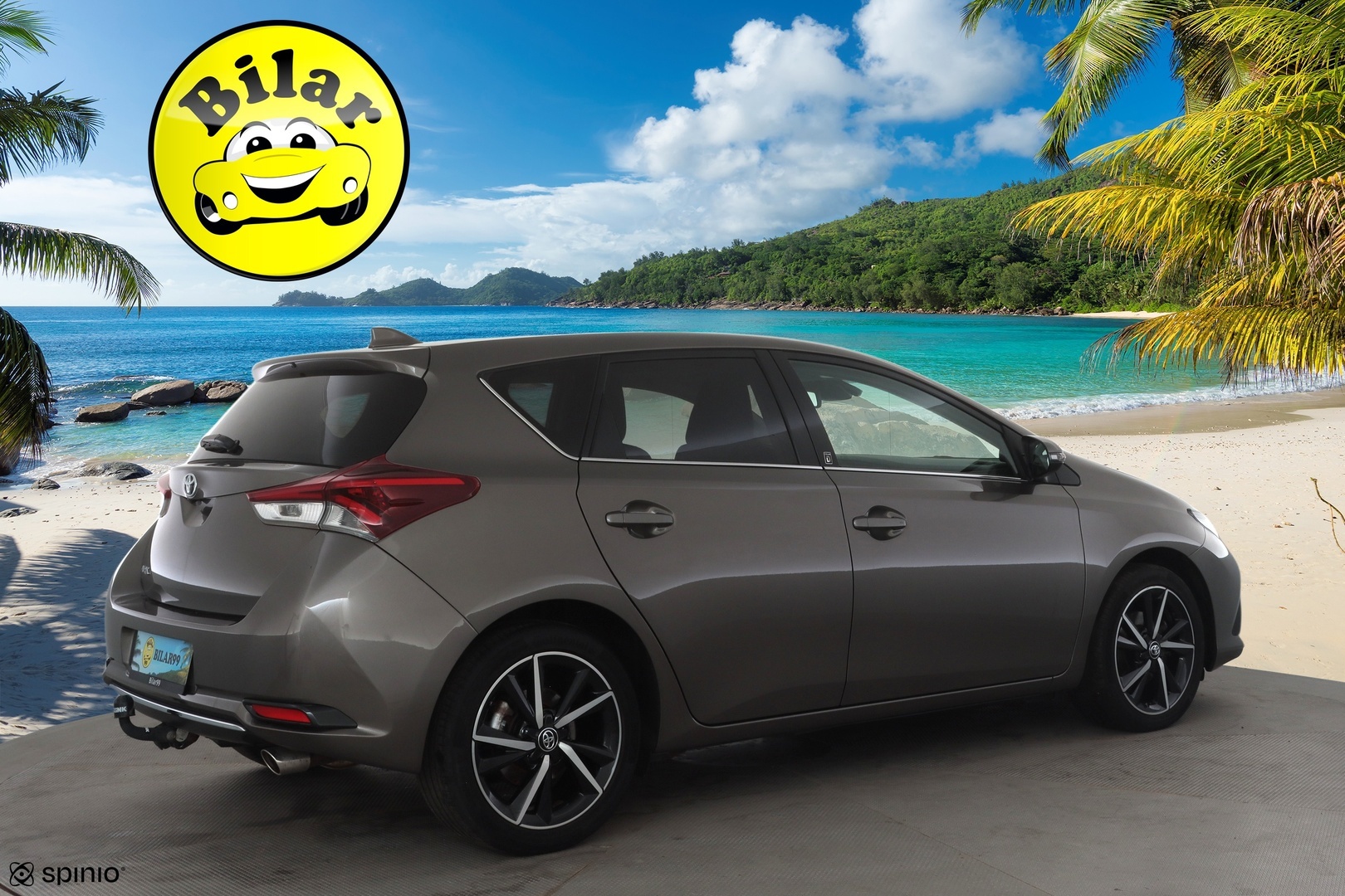 TOYOTA AURIS 2019