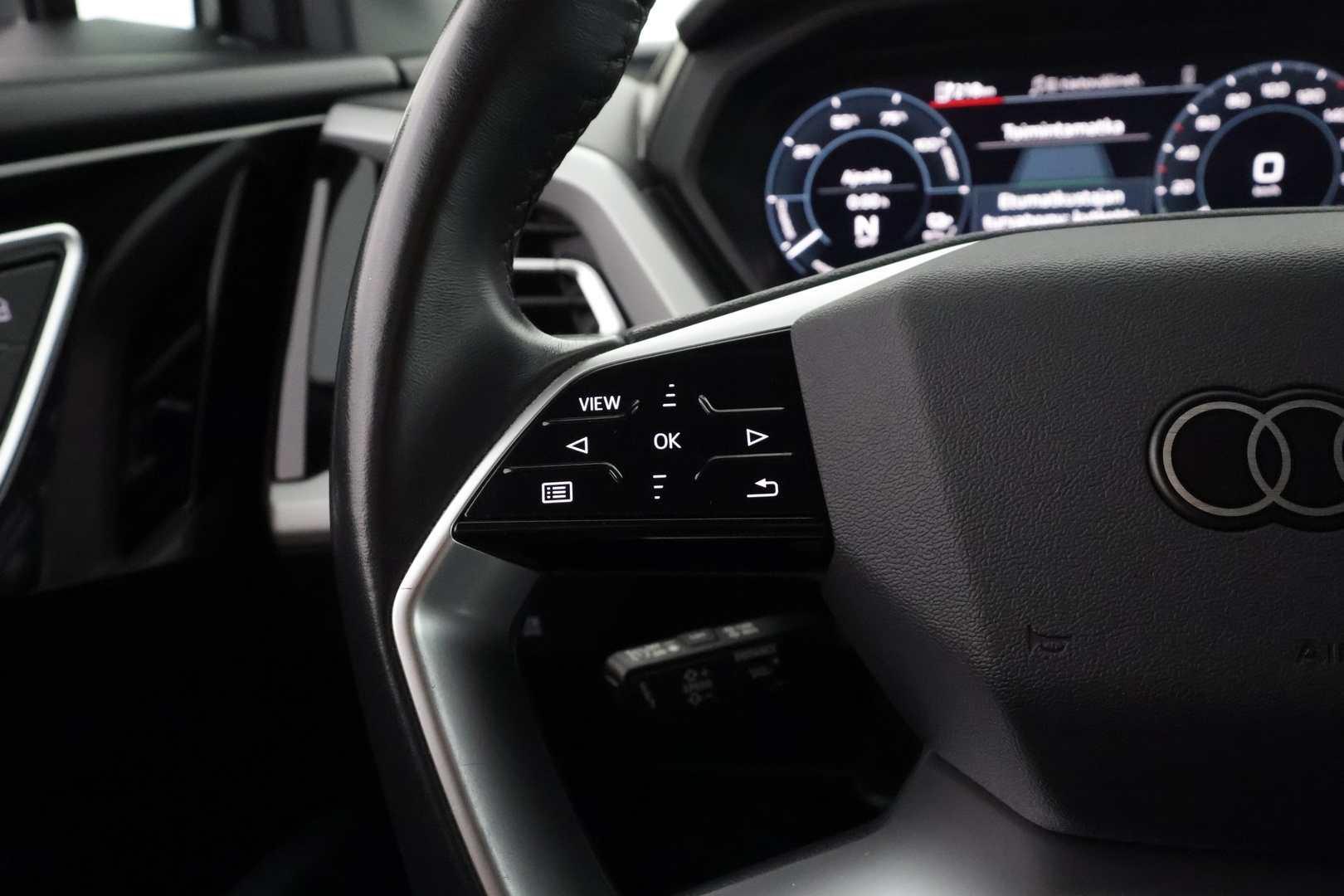 AUDI Q4 E-TRON 2023