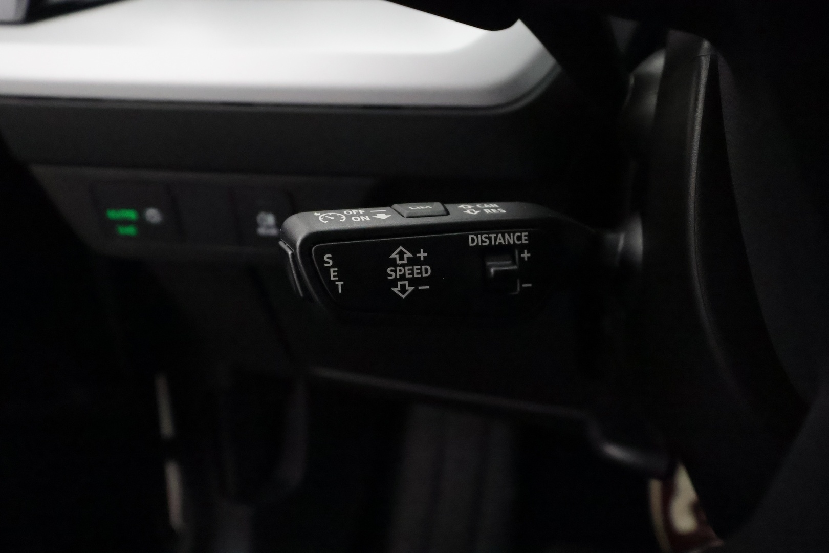 AUDI Q4 E-TRON 2023
