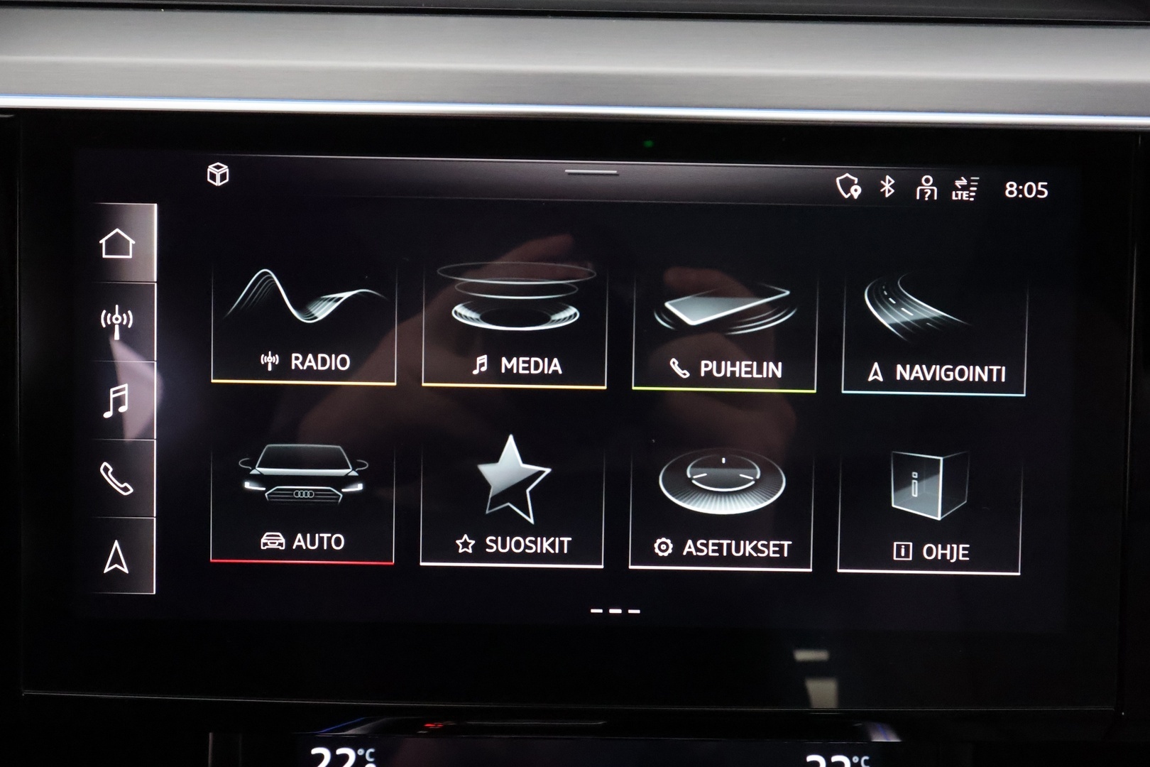 AUDI e-tron 2022
