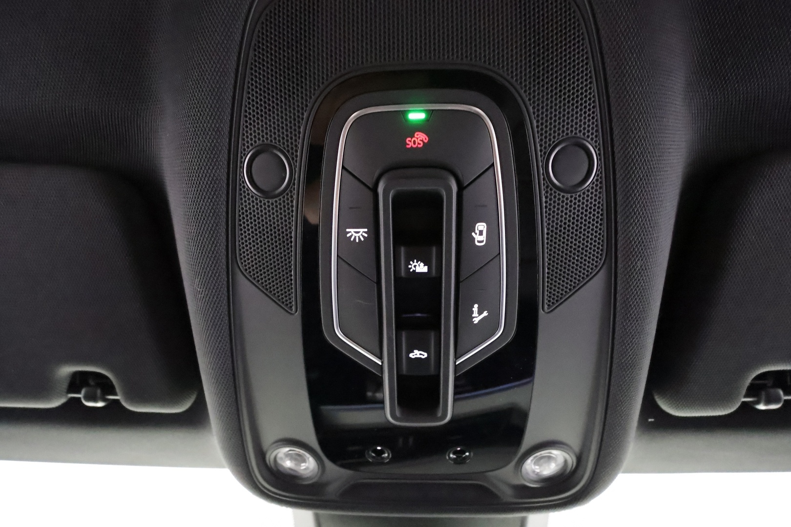 AUDI e-tron 2022