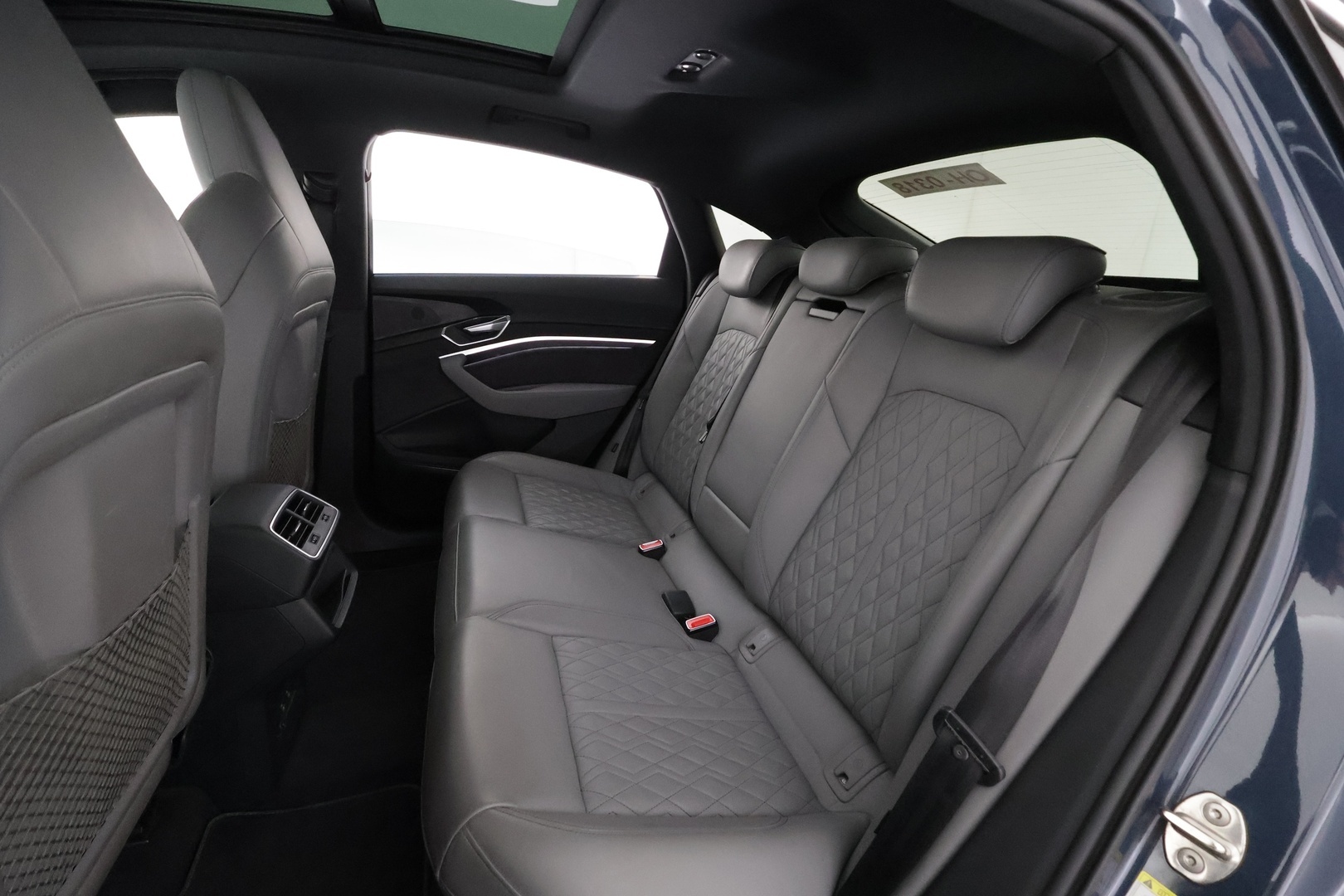 AUDI e-tron 2022
