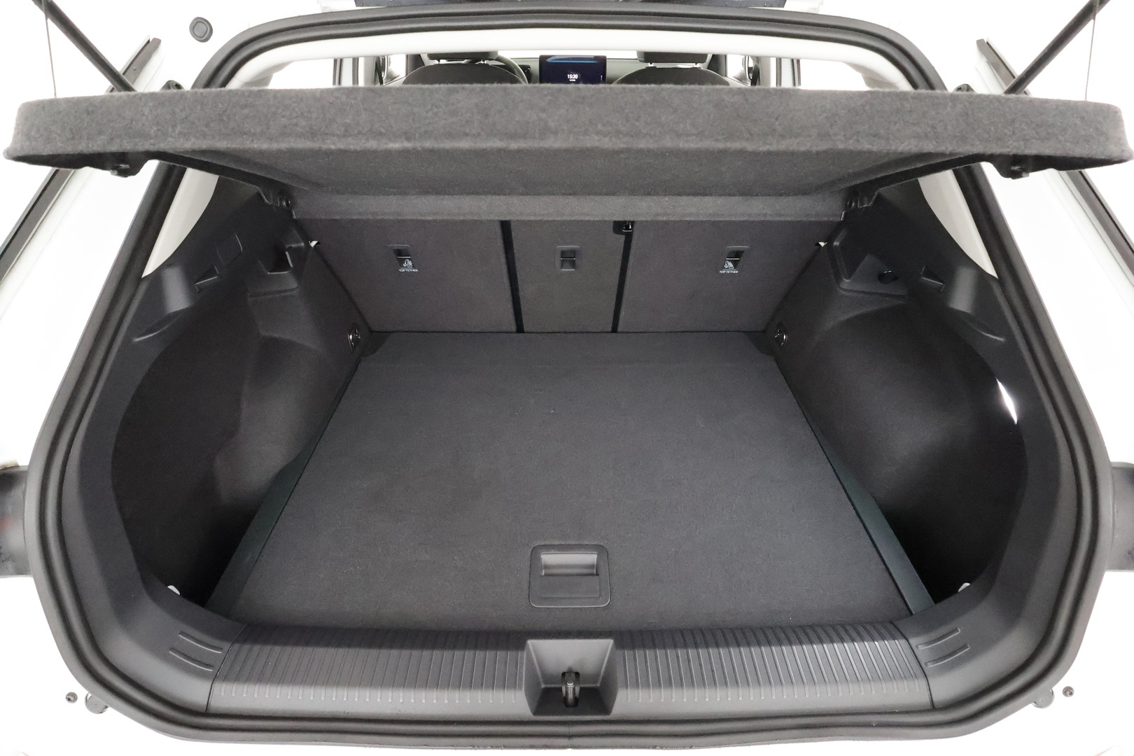 VOLKSWAGEN T-CROSS 2023