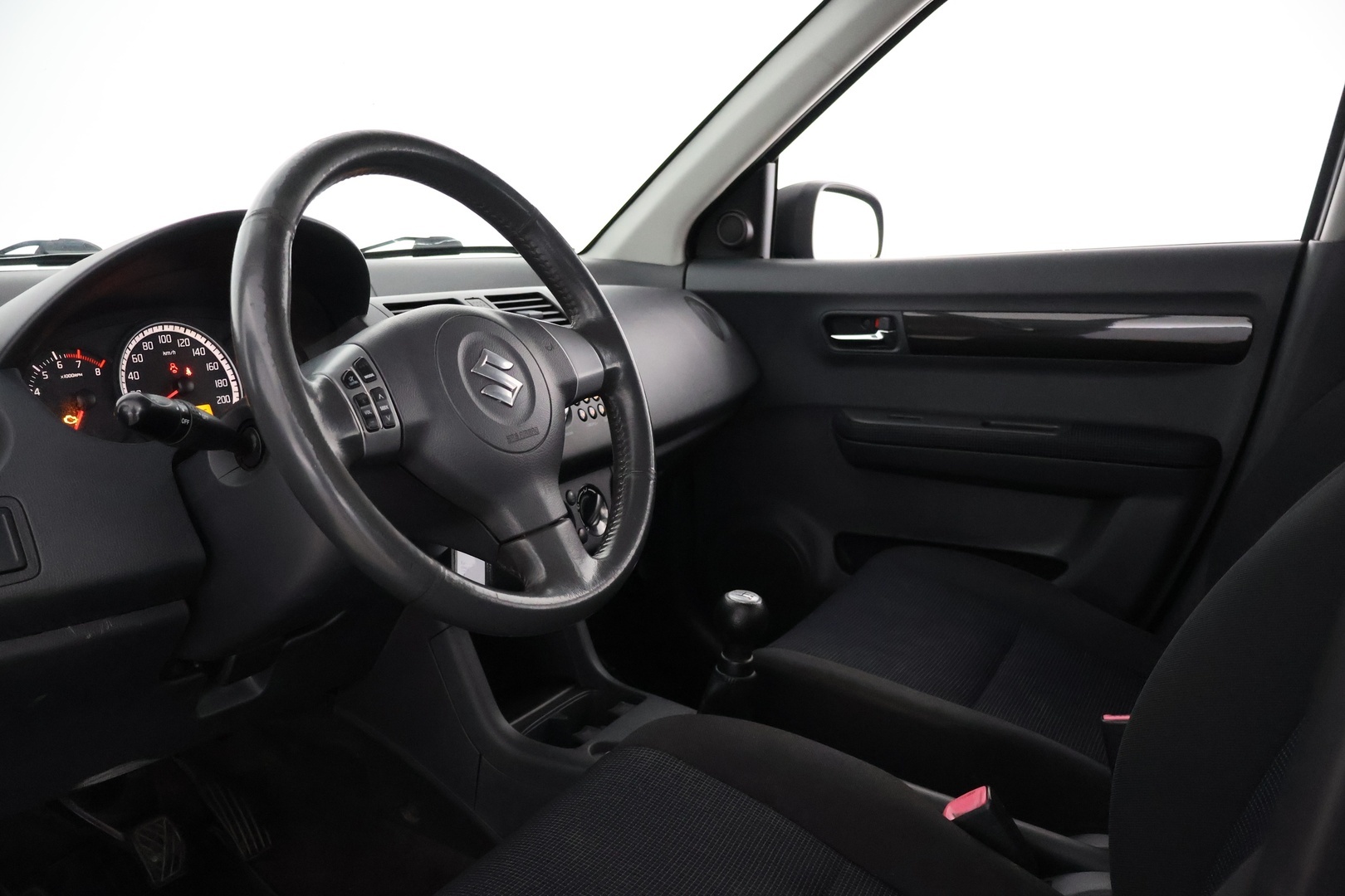 SUZUKI Swift 2006