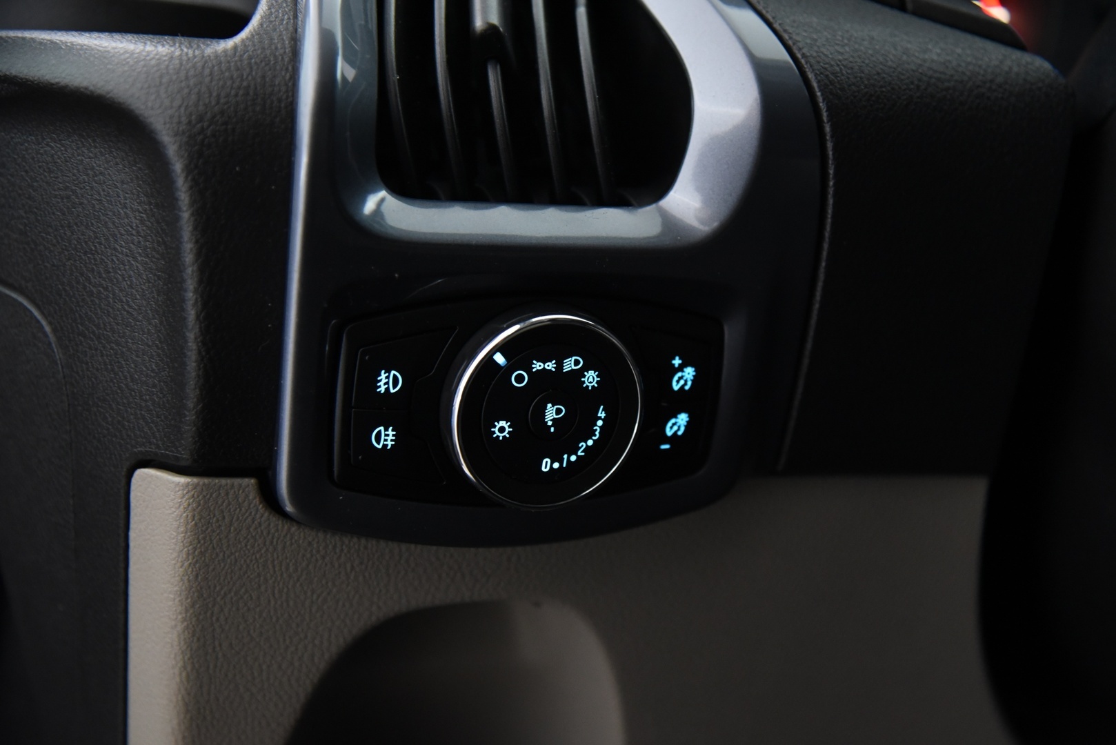 FORD Tourneo Custom 2014