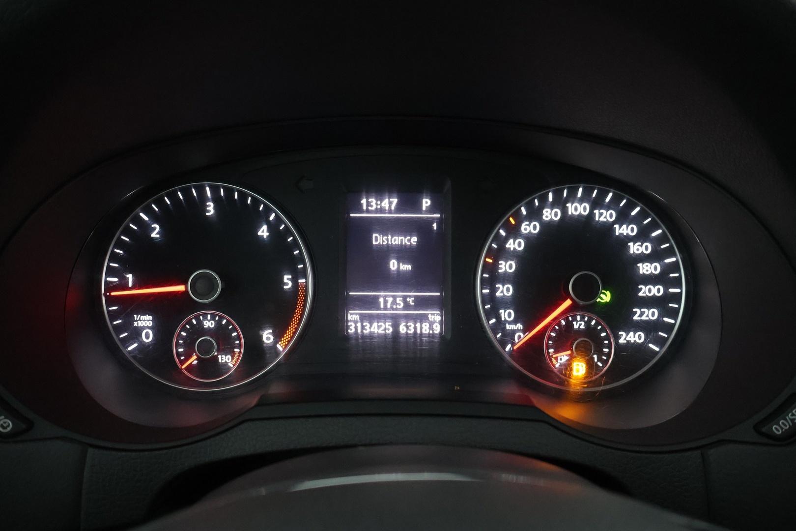 VOLKSWAGEN Sharan 2016