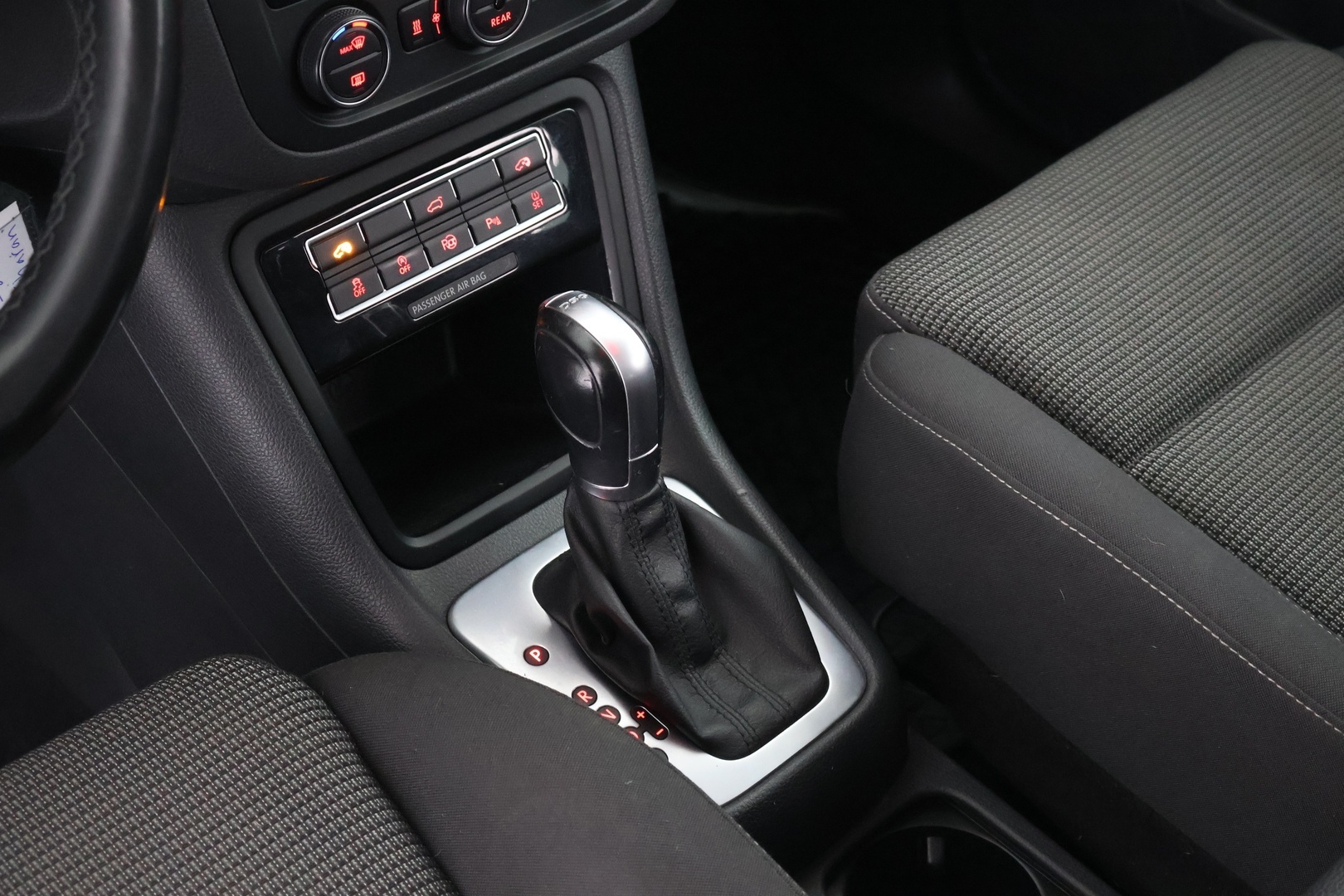 VOLKSWAGEN Sharan 2016