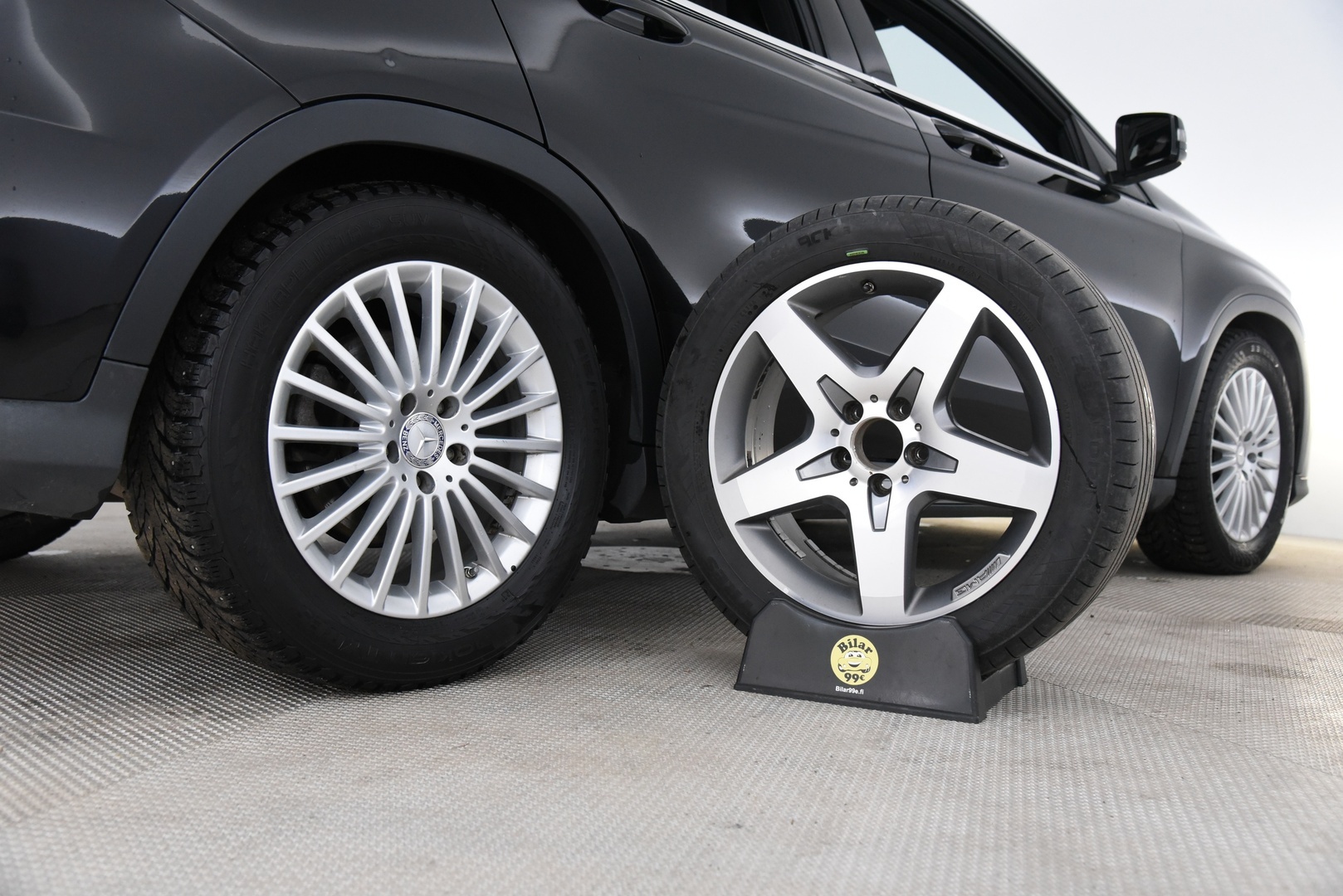 MERCEDES-BENZ GLA 2015