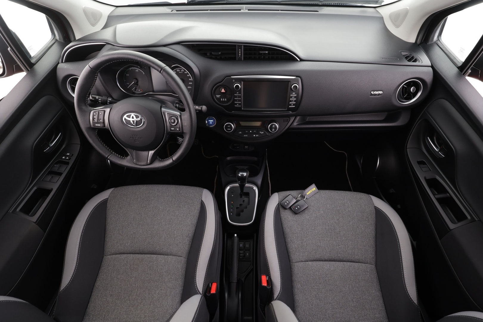 TOYOTA Yaris 2020