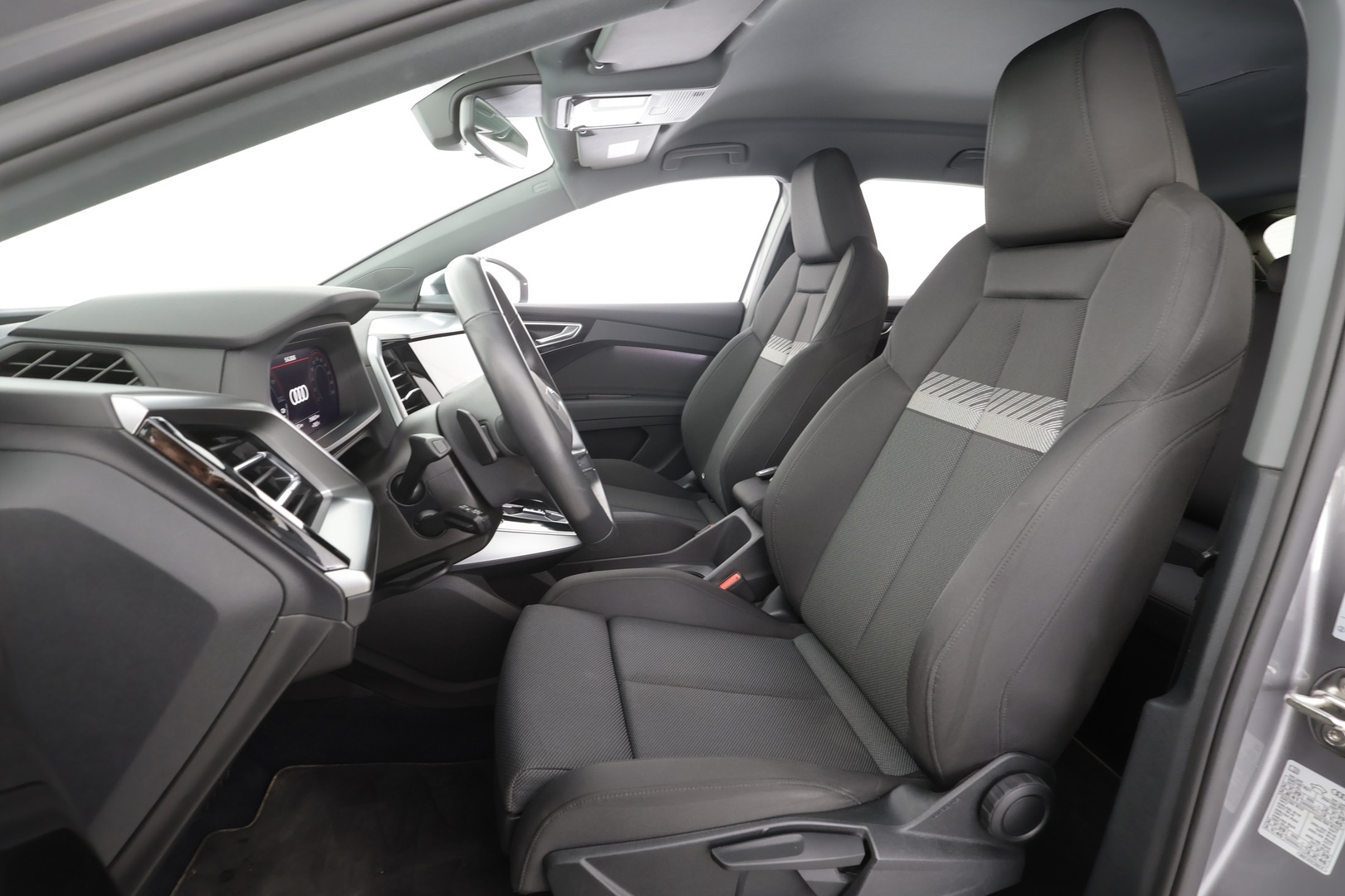 AUDI Q4 e-tron 2023